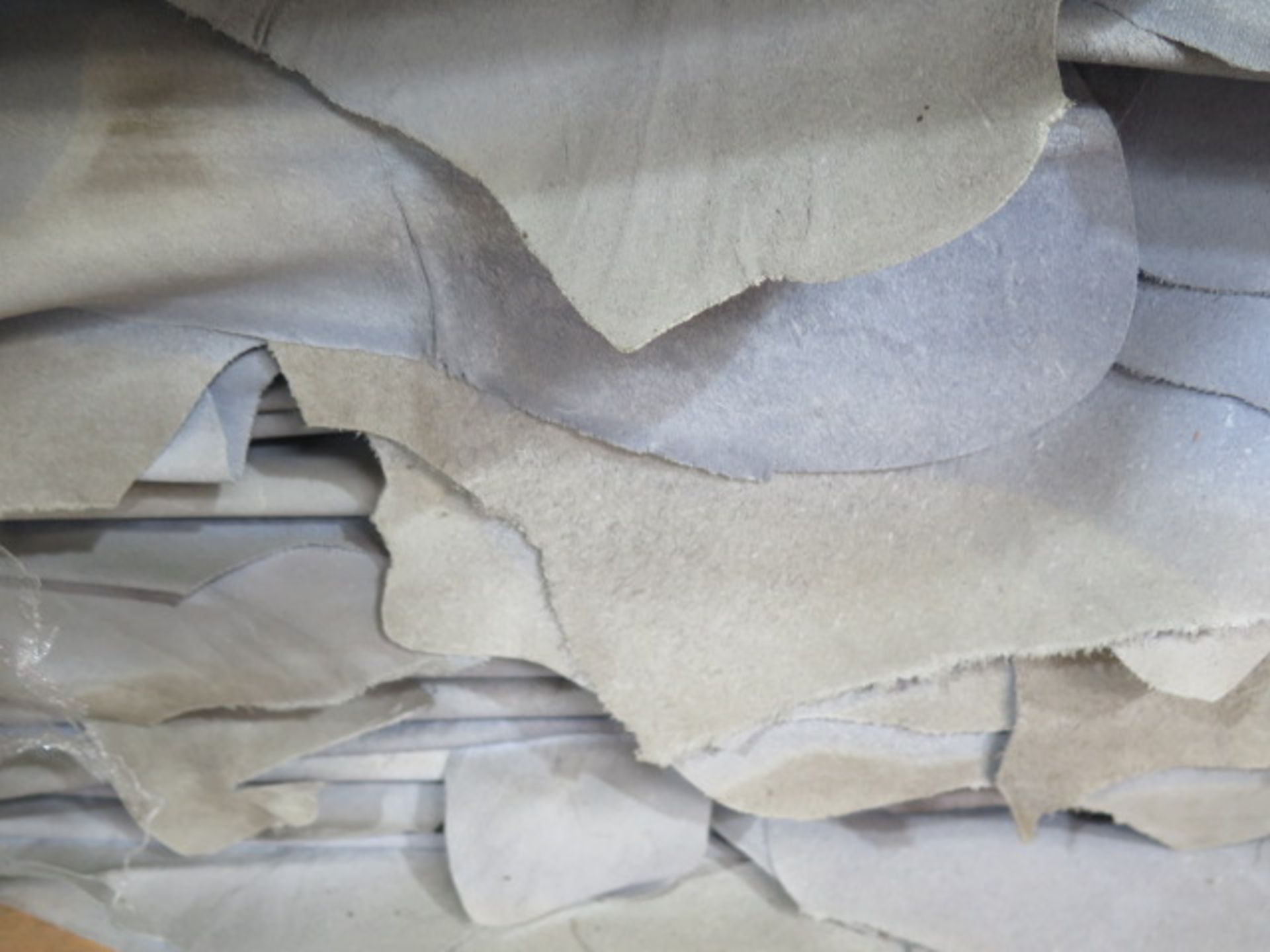 Leather Splits, Blue Hides, White Sides, 14,000 Sq/Ft (SOLD AS-IS - NO WARRANTY) - Image 9 of 11