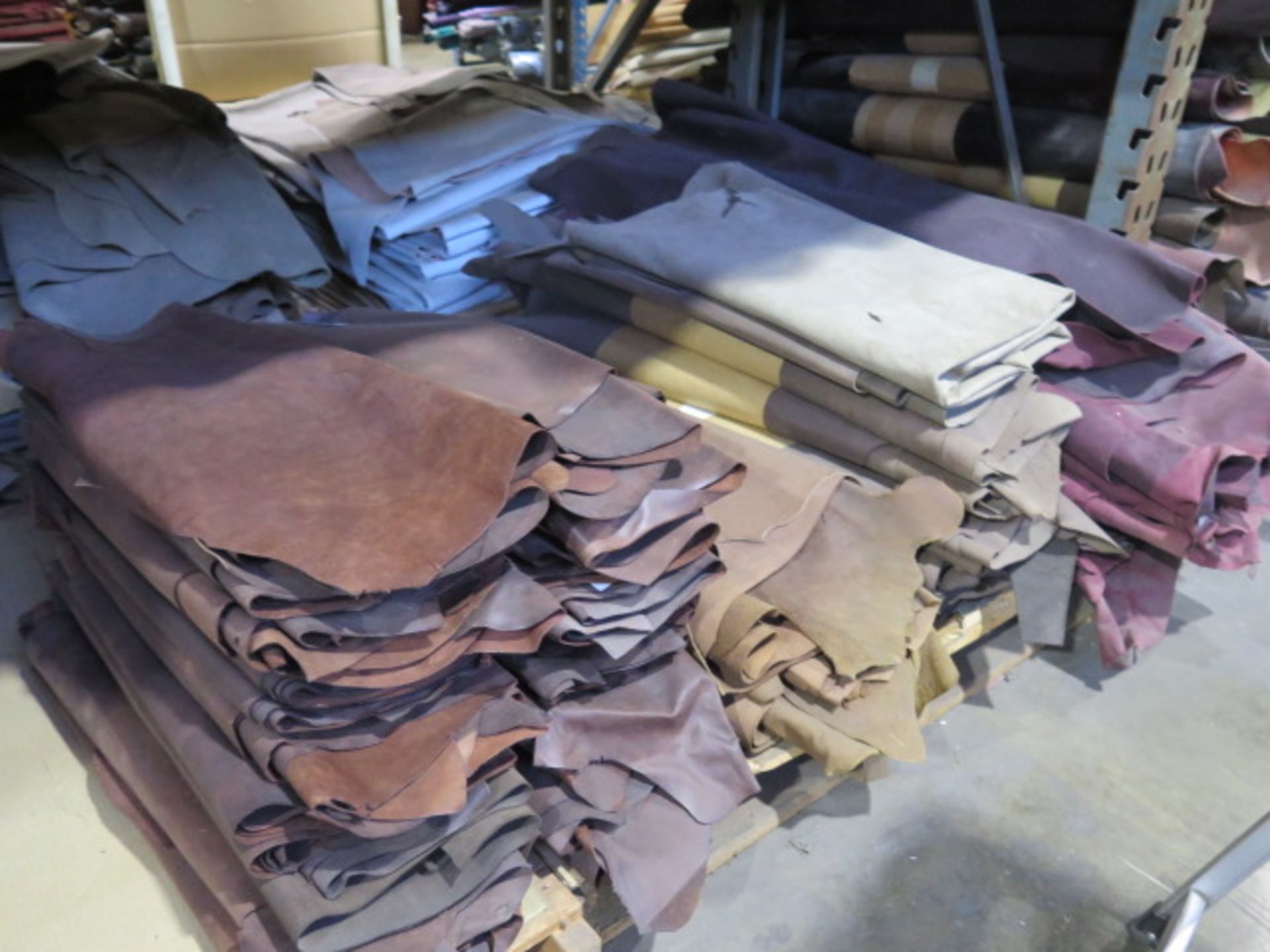 Leather Splits Mixed, 5000 Sq/Ft, 200 Sides (SOLD AS-IS - NO WARRANTY) - Image 7 of 11