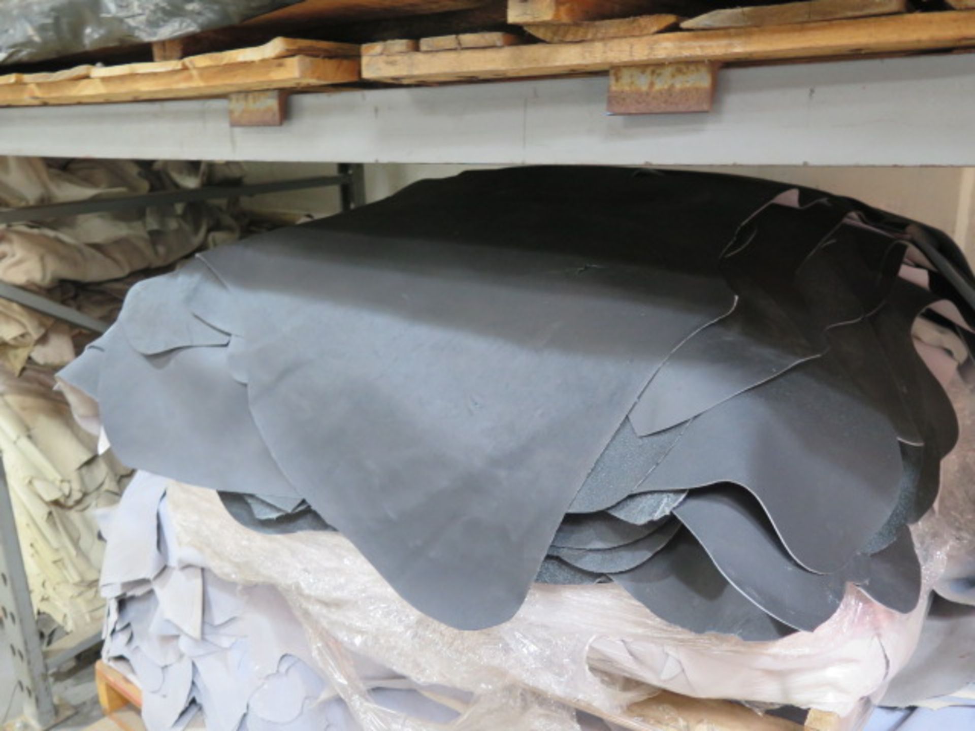 Leather Splits, Blue Hides, White Sides, 14,000 Sq/Ft (SOLD AS-IS - NO WARRANTY) - Image 3 of 11