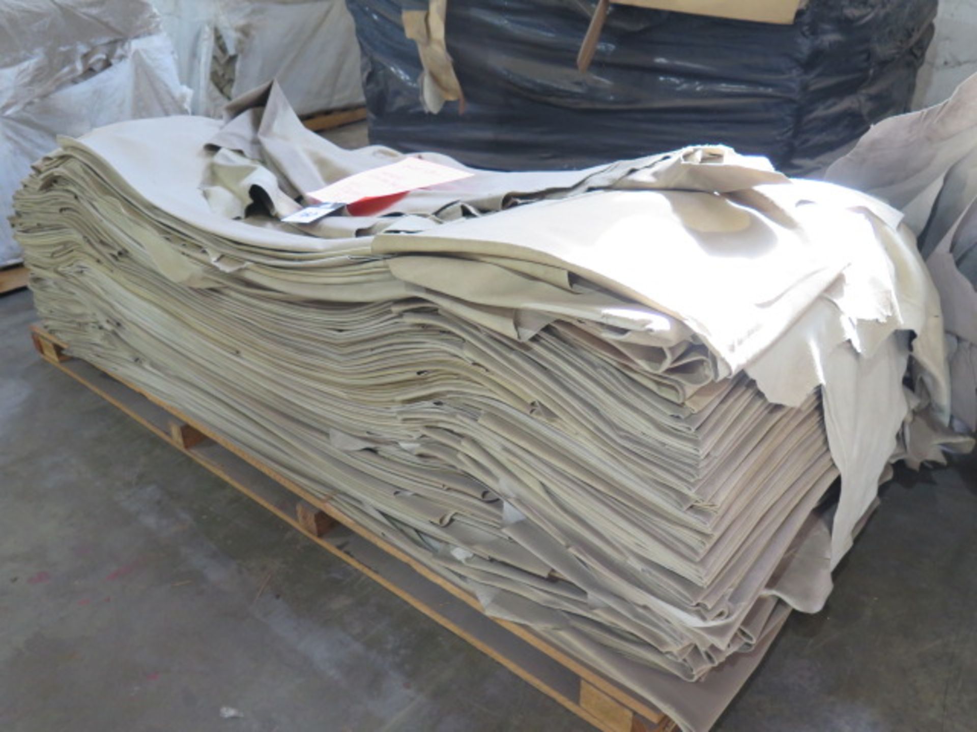 Leather Splits, Beige, 7000 Sq/Ft, Hides (SOLD AS-IS - NO WARRANTY) - Image 3 of 6