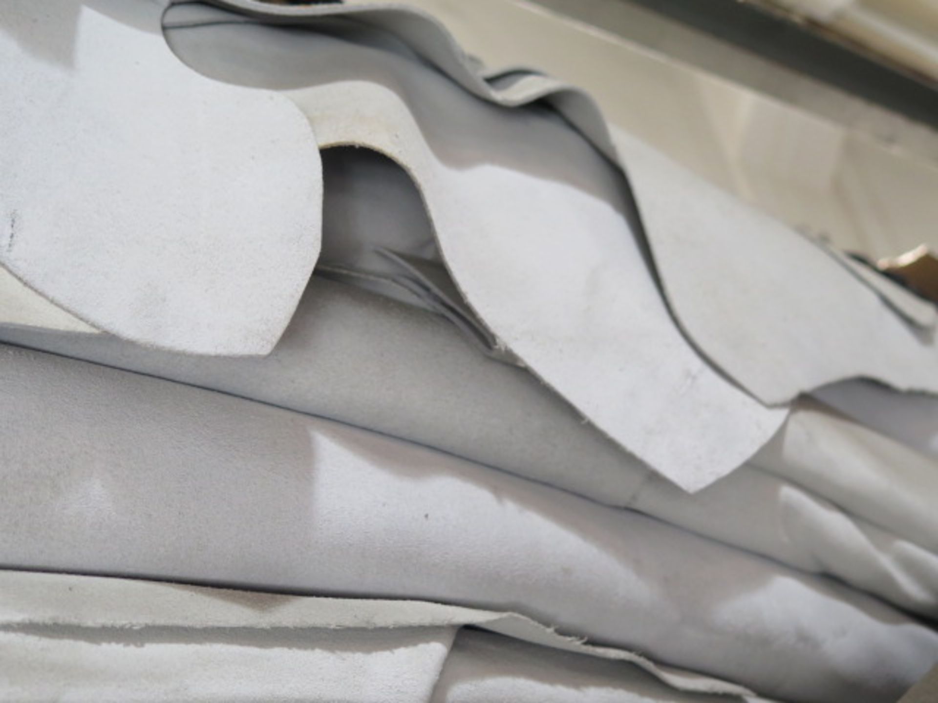 Leather Splits, 1.2mm, White, 20,000 Sq/Ft, Sides (SOLD AS-IS - NO WARRANTY) - Image 4 of 6