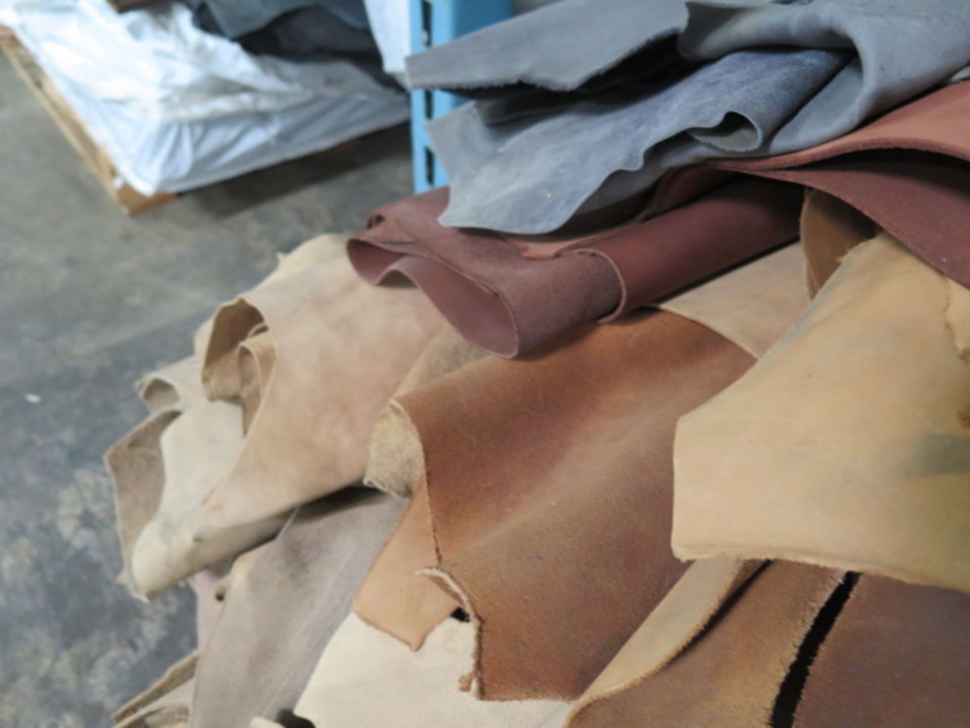 Leather, Calf, 1.4mm, Mixed Neutral Colors, 4500 Sq/Ft (SOLD AS-IS - NO WARRANTY) - Image 8 of 9