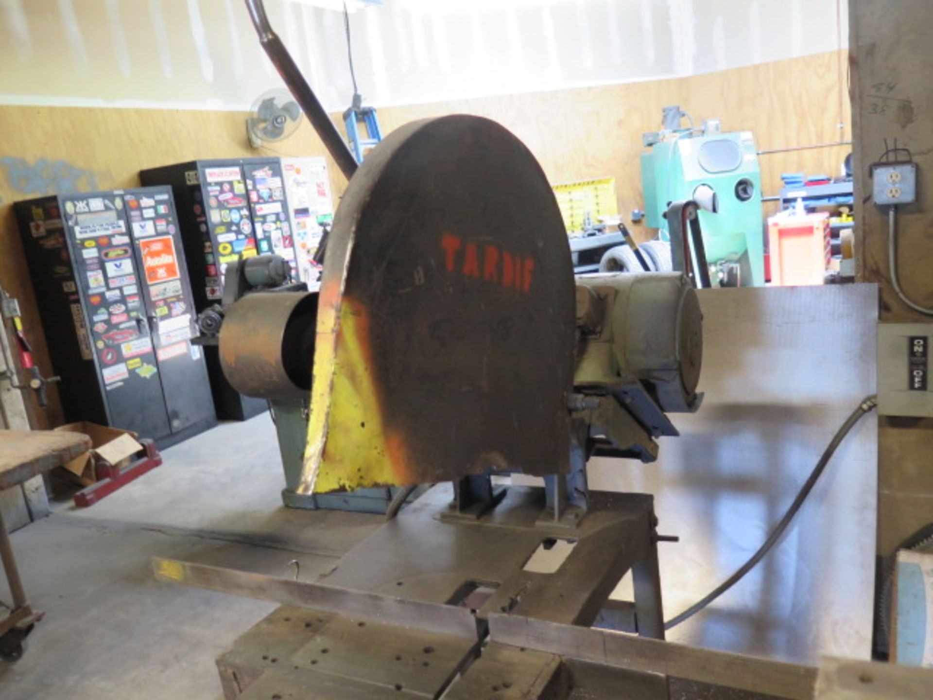 Mercury 7.5Hp Abrasive Cutoff Saw (SOLD AS-IS - NO WARRANTY) - Image 4 of 5