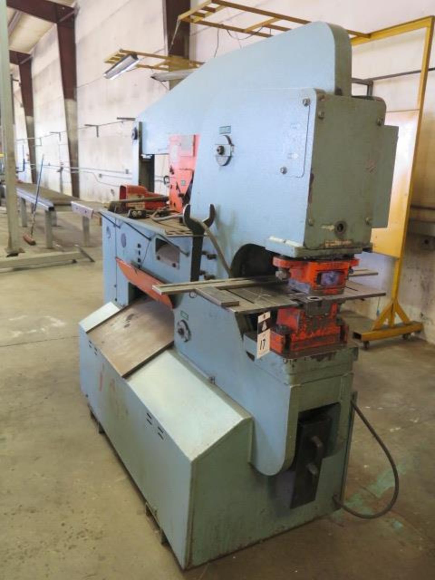 Scotchman 12012-24M 120 Ton Hydraulic Iron Worker s/n 50959M0807 w/ 1.5" thru 1" Punch, SOLD AS IS - Image 2 of 18