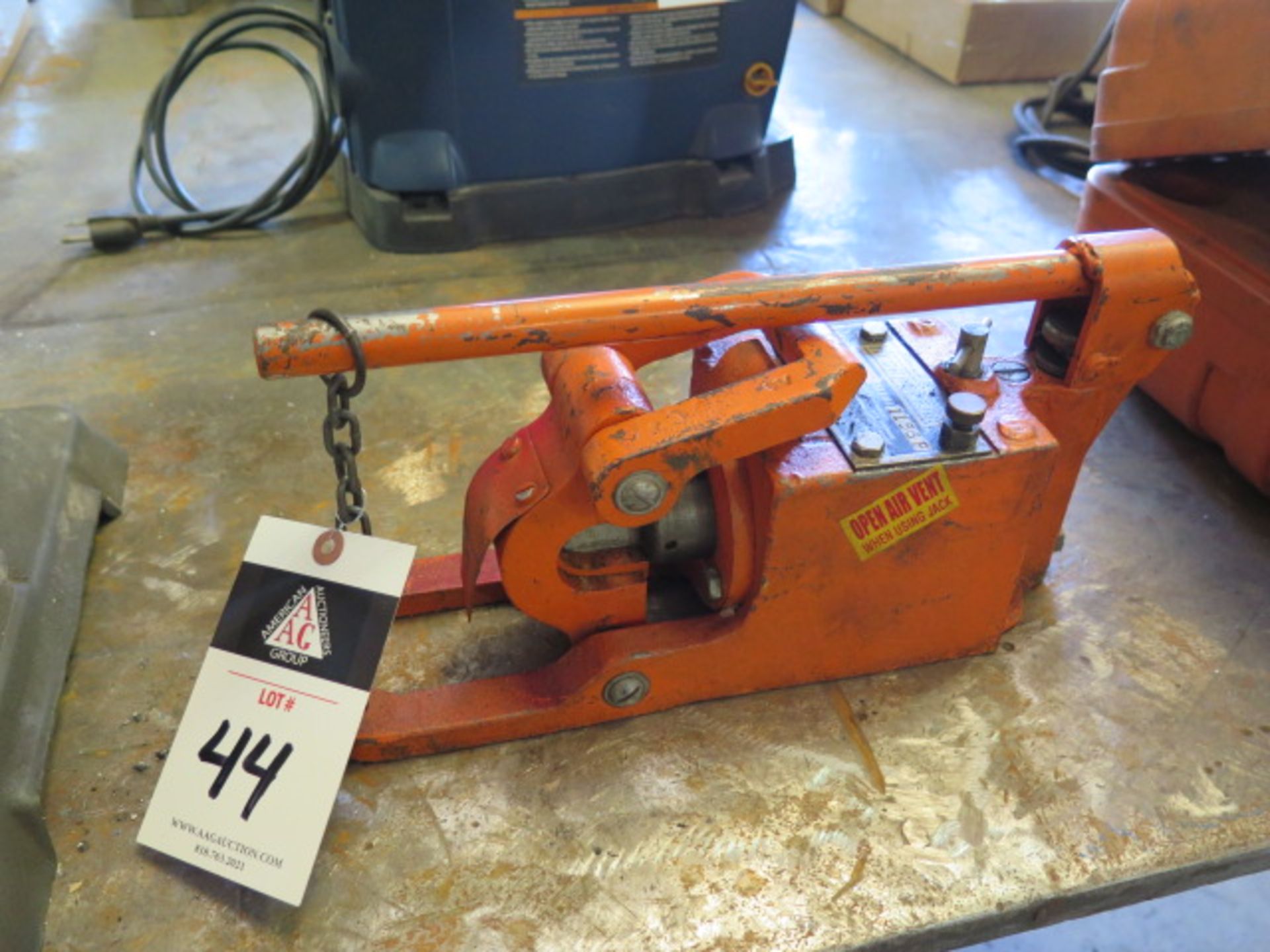 Hydrashear mdl. P Hydraulic Shear (SOLD AS-IS - NO WARRANTY)