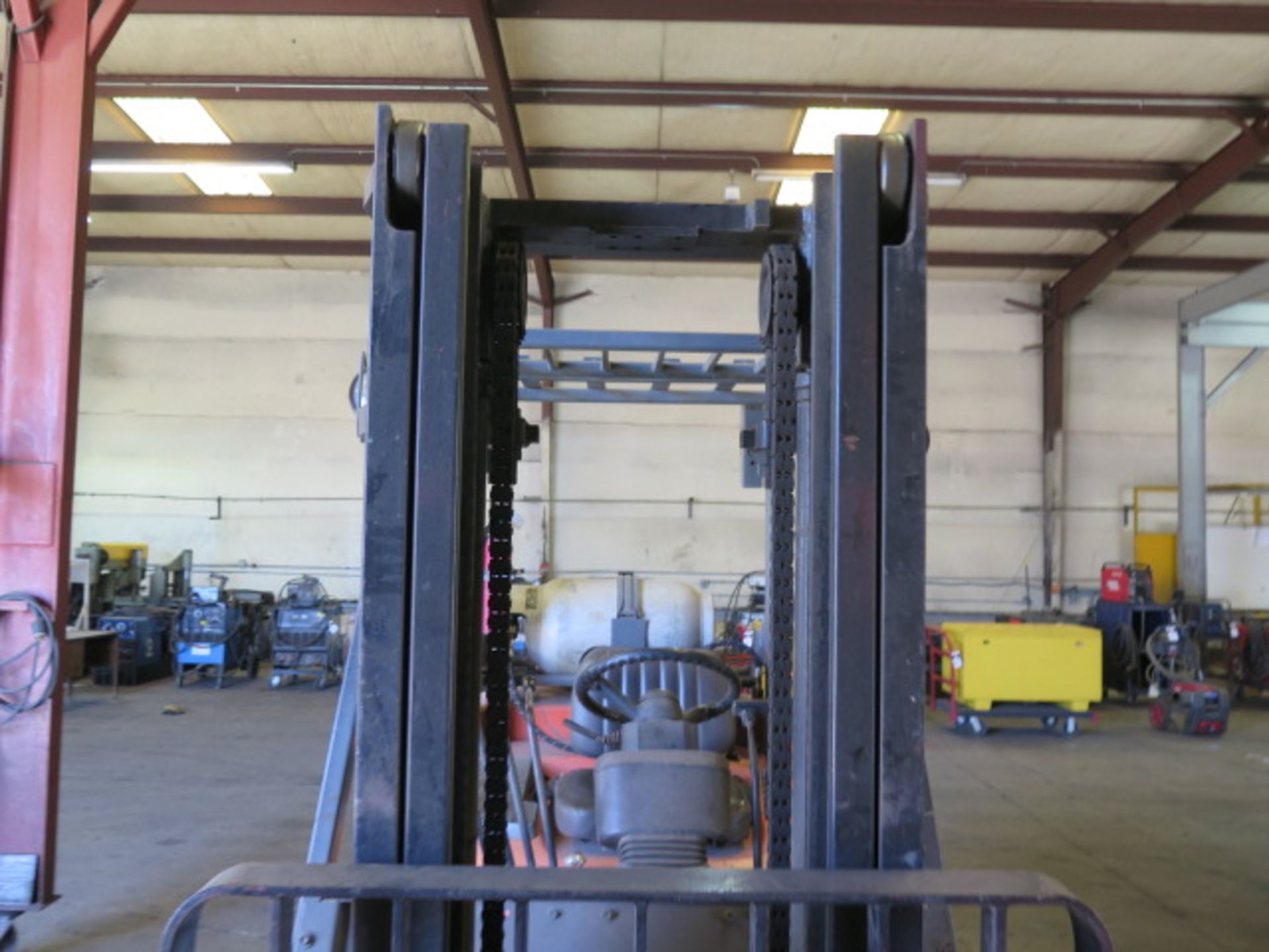 Toyota 52-6FGCU35 8000 Lb Cap LPG Forklift s/n 60547 w/ 2-Stage Mast, 131" Lift Height, SOLD AS IS - Image 5 of 13