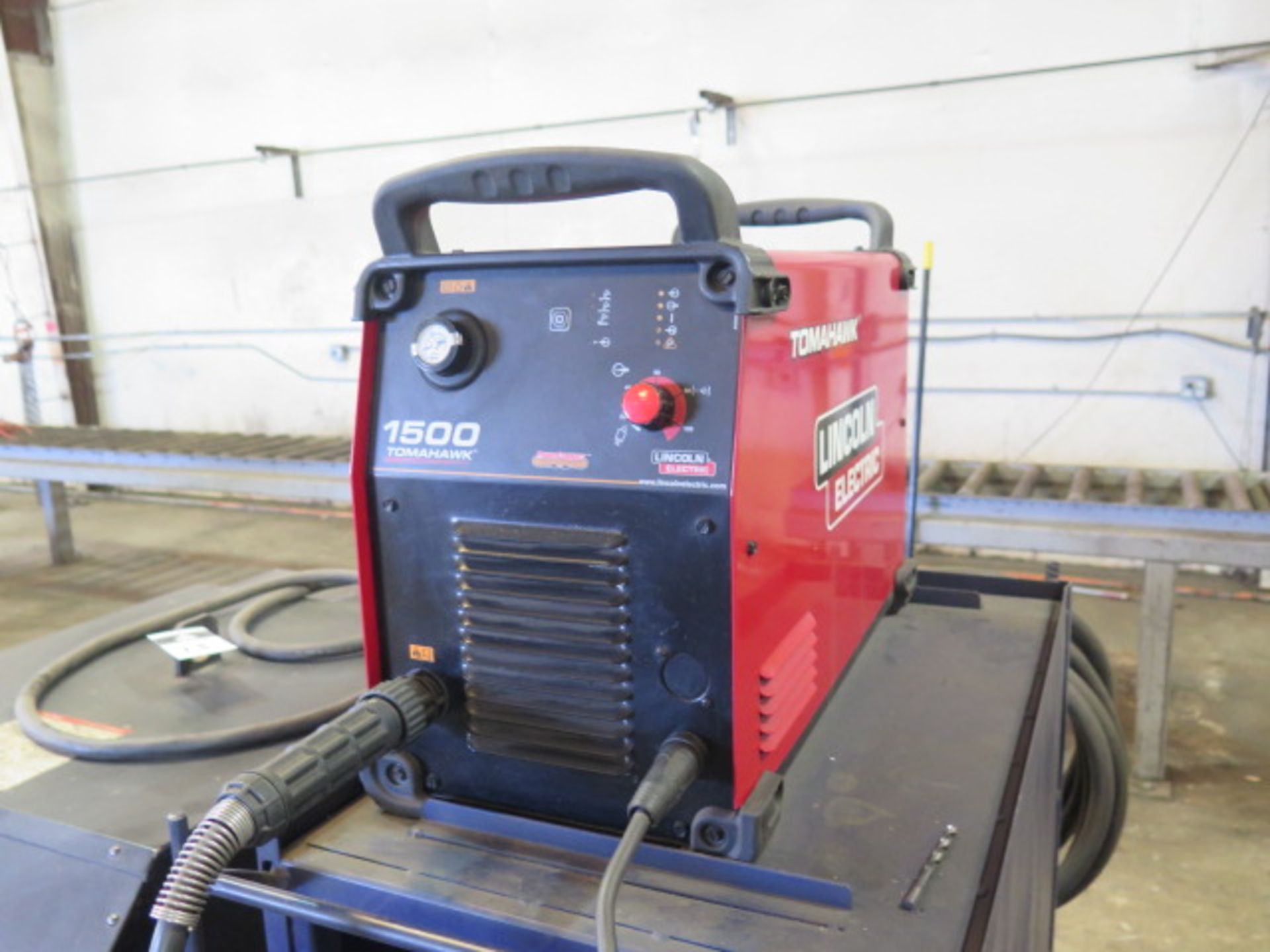 Lincoln Tamahawk 1500 Plasma Cutting Power Source w/ Cart (SOLD AS-IS - NO WARRANTY)