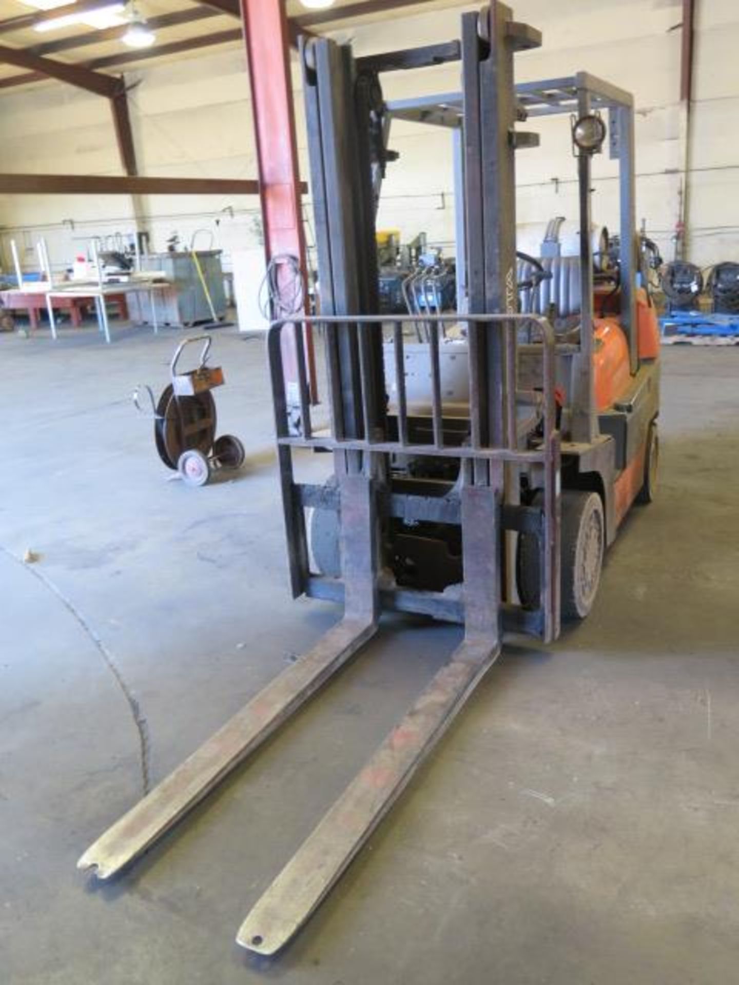 Toyota 52-6FGCU35 8000 Lb Cap LPG Forklift s/n 60547 w/ 2-Stage Mast, 131" Lift Height, SOLD AS IS - Image 2 of 13