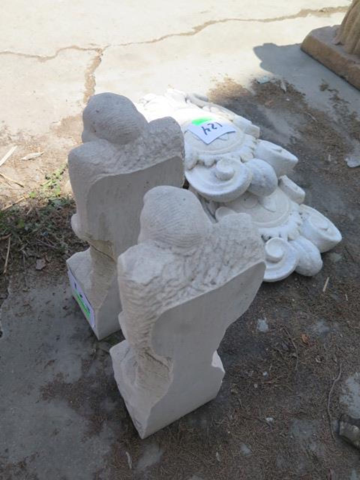 Marble Angle Statues (2) (SOLD AS-IS - NO WARRANTY) - Image 4 of 5