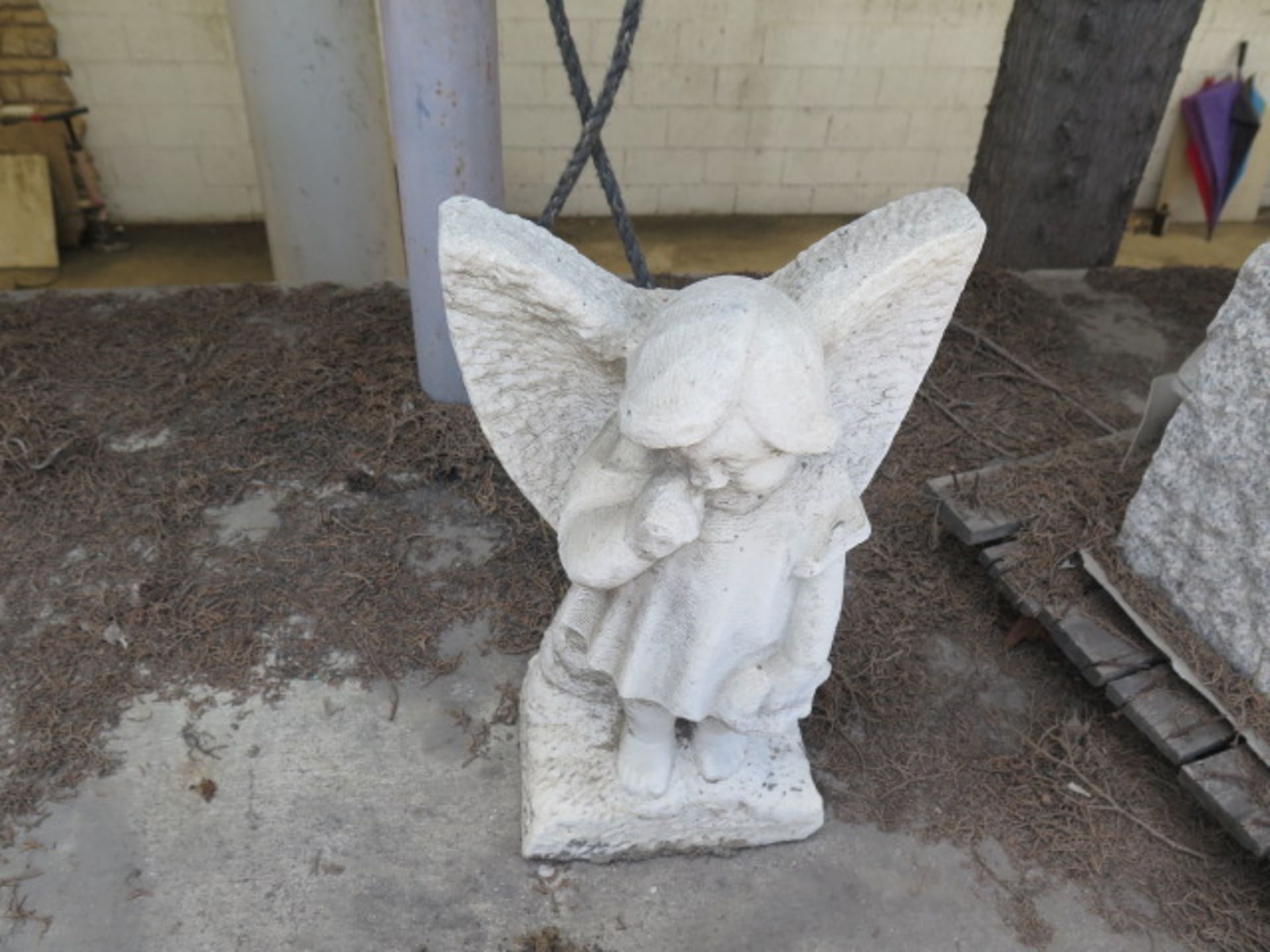 Angel Statue (SOLD AS-IS - NO WARRANTY)