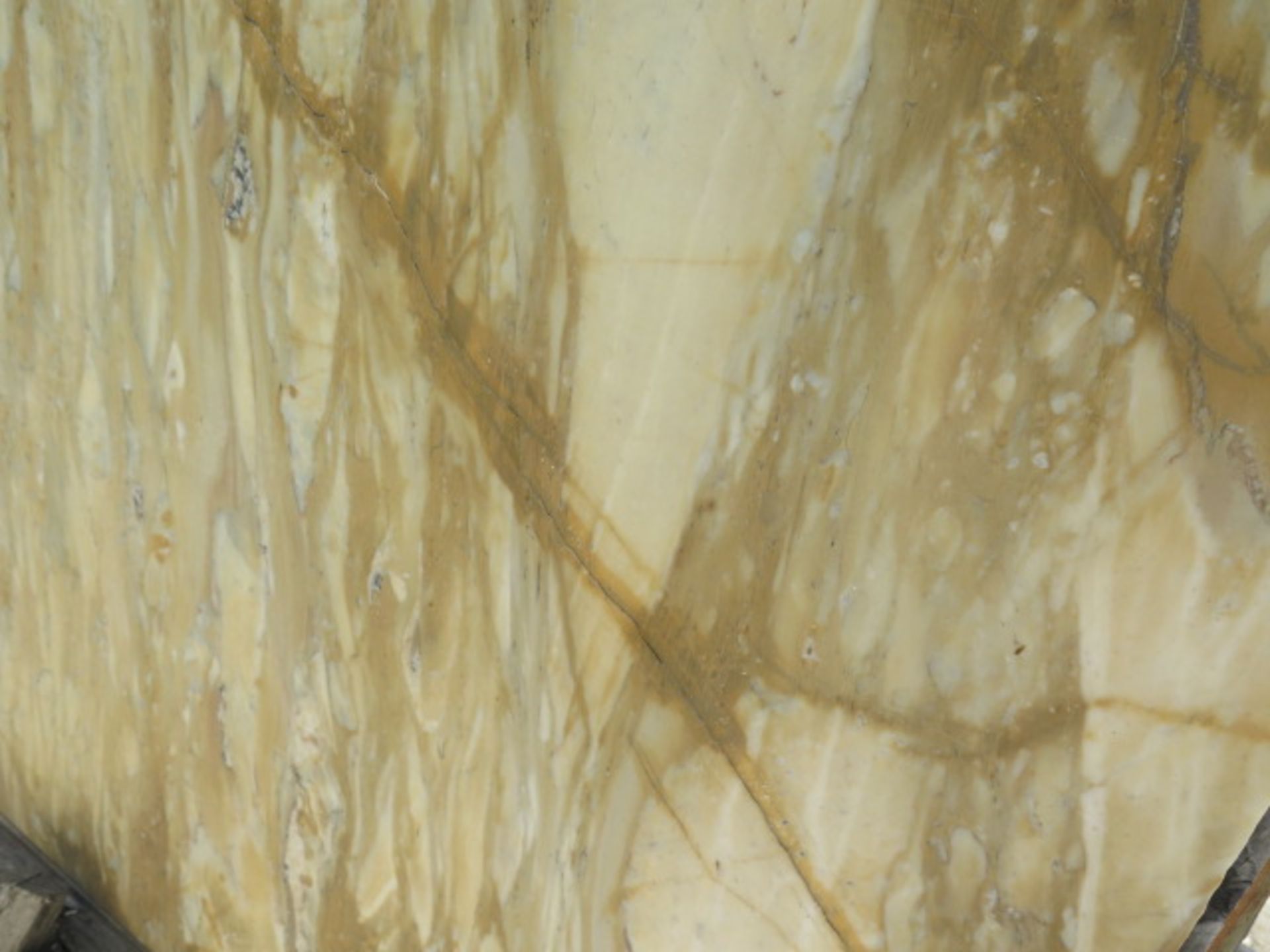 Sienna Gold Marble (5 Slabs) (SOLD AS-IS - NO WARRANTY) - Image 5 of 7