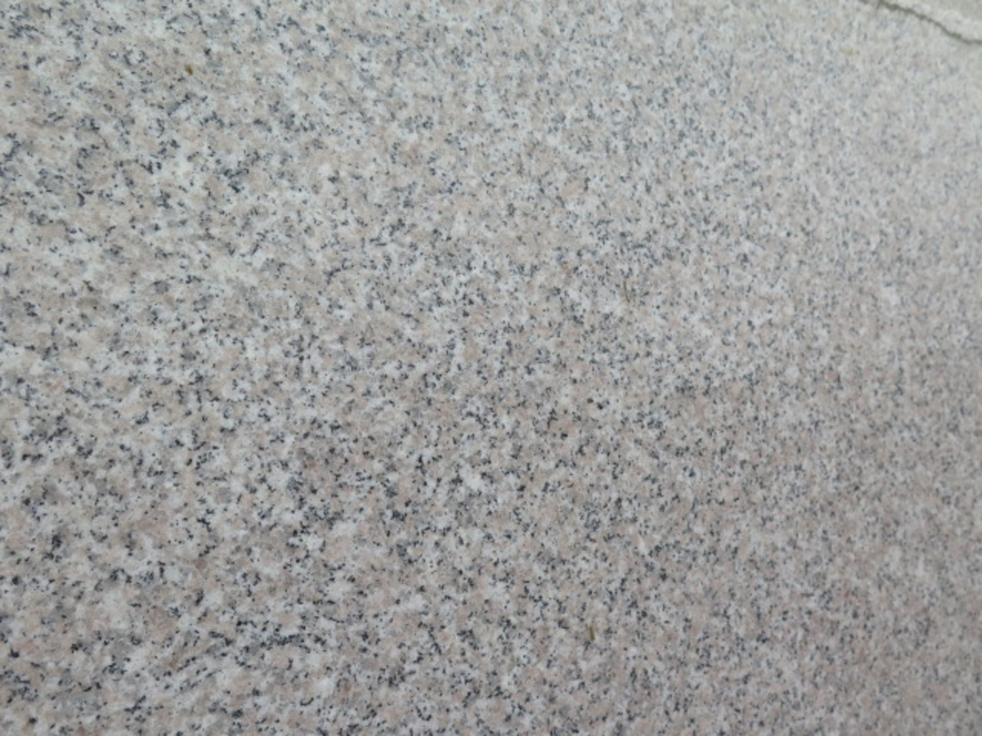 Luna Pearl Granite (6 Slabs) (SOLD AS-IS - NO WARRANTY) - Image 4 of 6