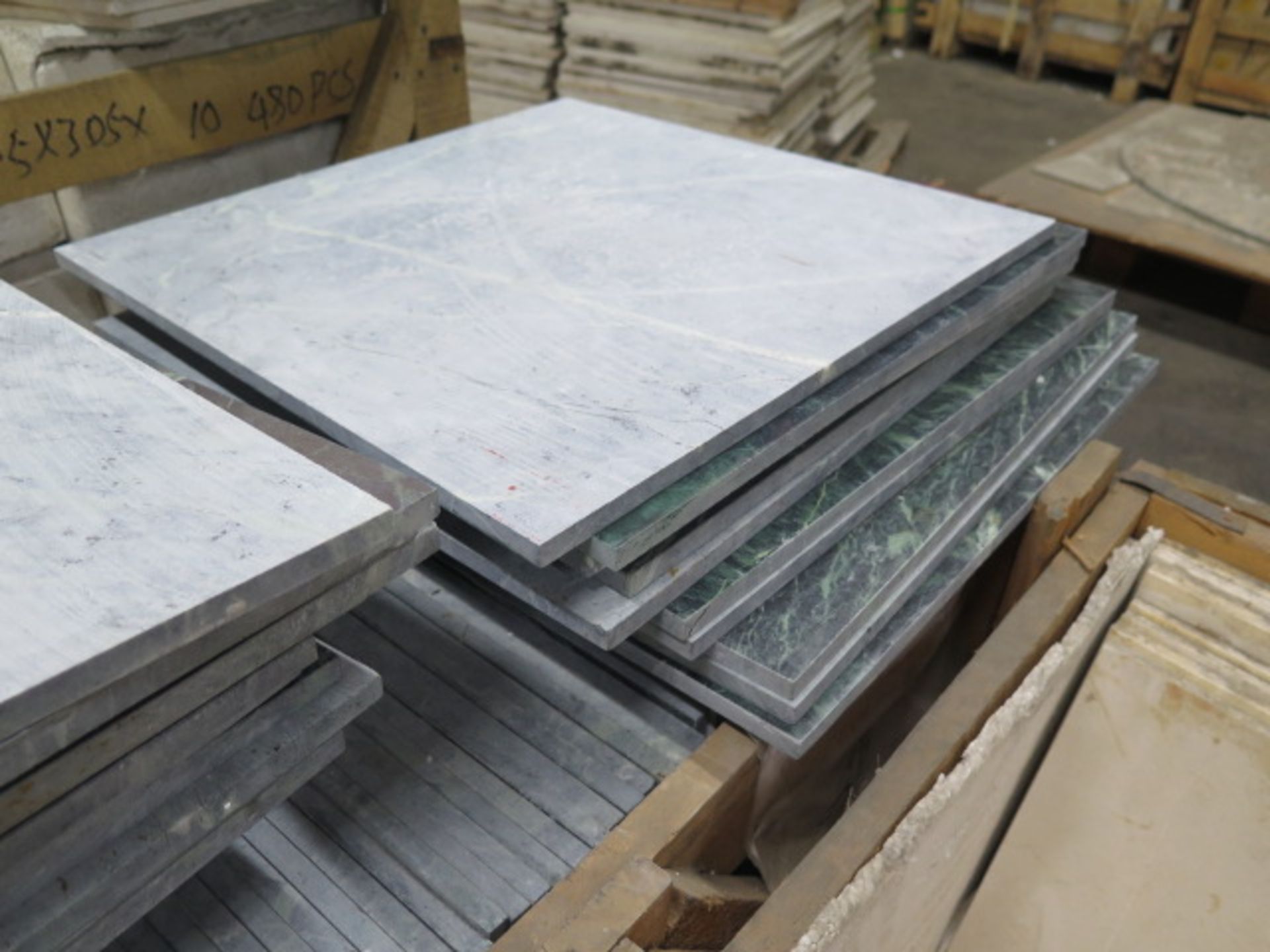 18" x 18" Jade Marble Tiles (SOLD AS-IS - NO WARRANTY) - Image 4 of 5