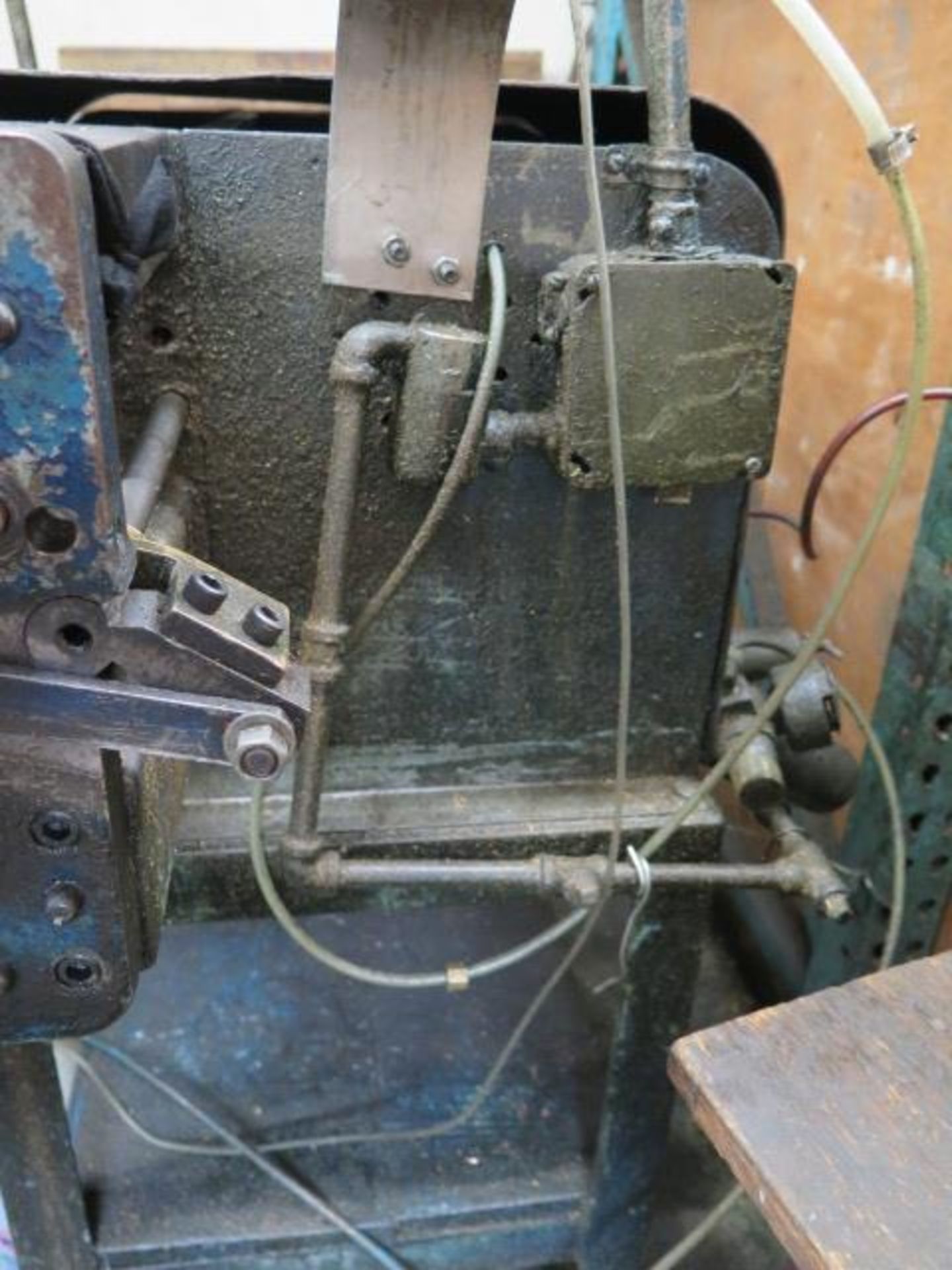 Teledyne Landis Automatic Threading Machine w/ Die Head (SOLD AS-IS – NO WARRANTY) - Image 5 of 6