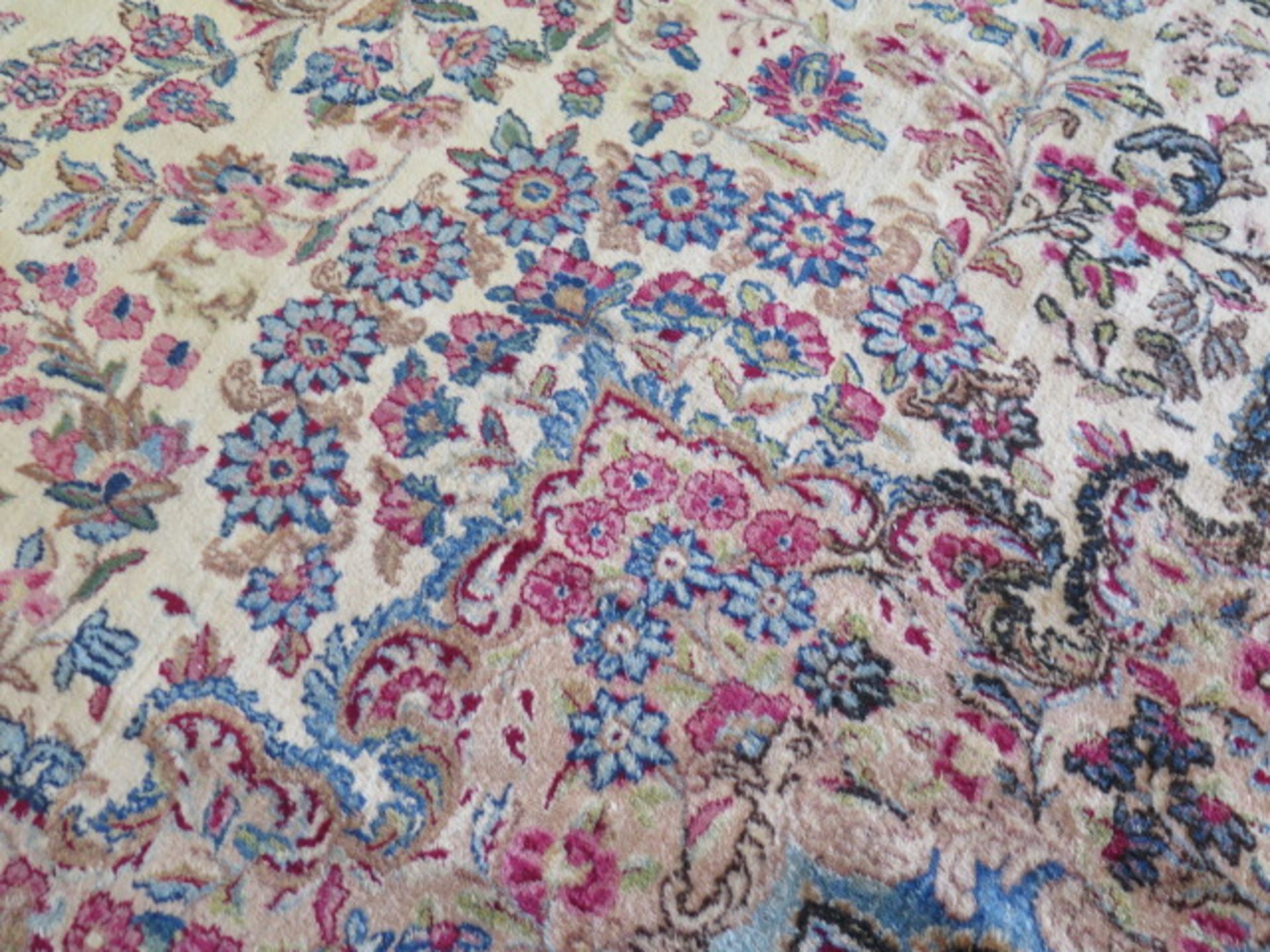 12.5' x 23' Persian Area Rug (High Quality) (SOLD AS-IS - NO WARRANTY) - Image 4 of 11