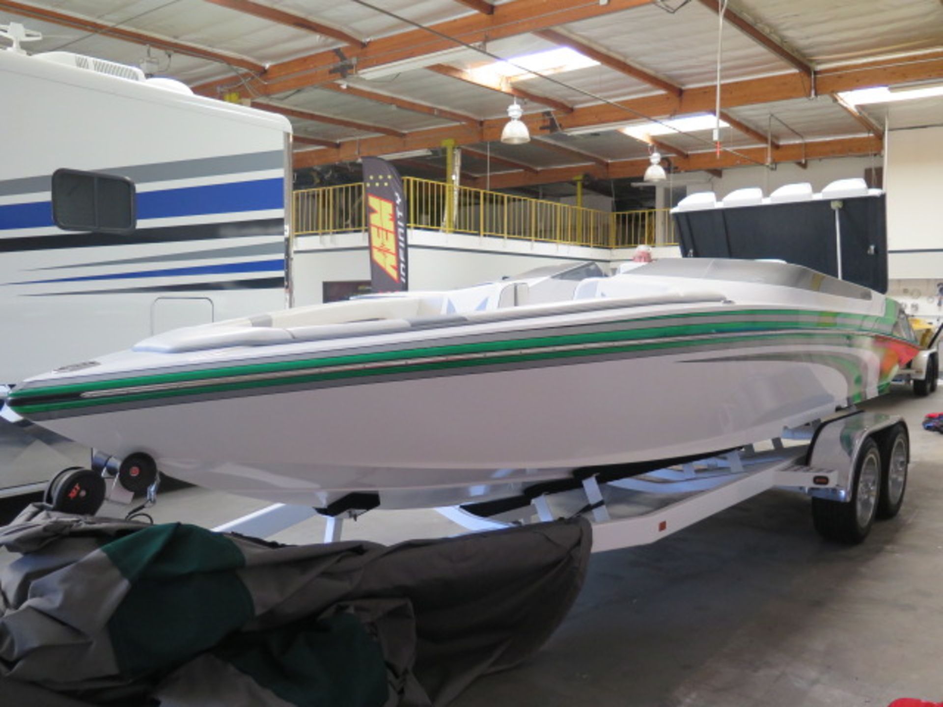 2020 Laveycraft 24' V-Bottom Open Bow Boat w/ Custon Martinez Interior, Boostpower 675Hp, SOLD AS IS