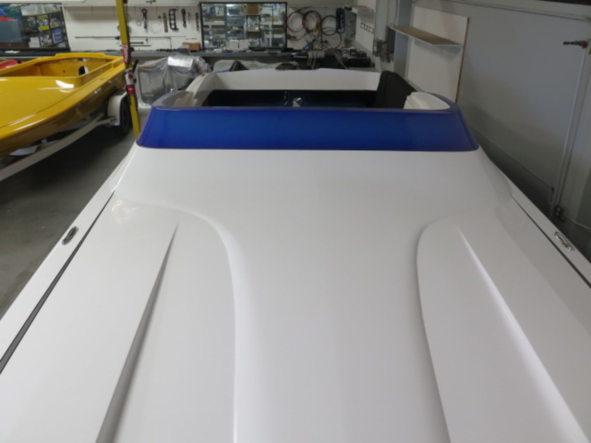 2022 27' Ultra Shadow Balsa Core CAT Hull Built for High Speed,w/Finished Bilge Gel Coat, SOLD AS IS - Image 15 of 21