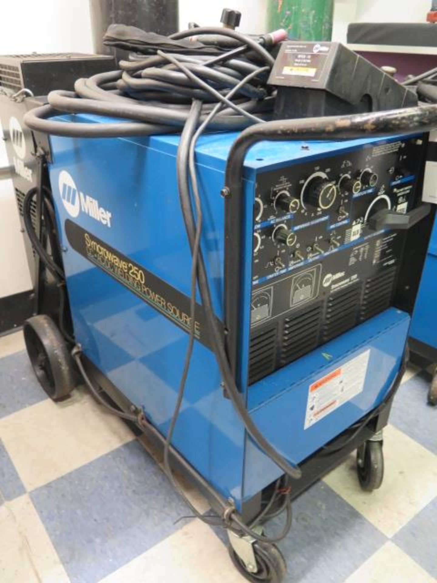 Miller Syncrowave 250 CC-AC/DC Arc Welding Power Source (SOLD AS-IS - NO WARRANTY) - Image 3 of 9