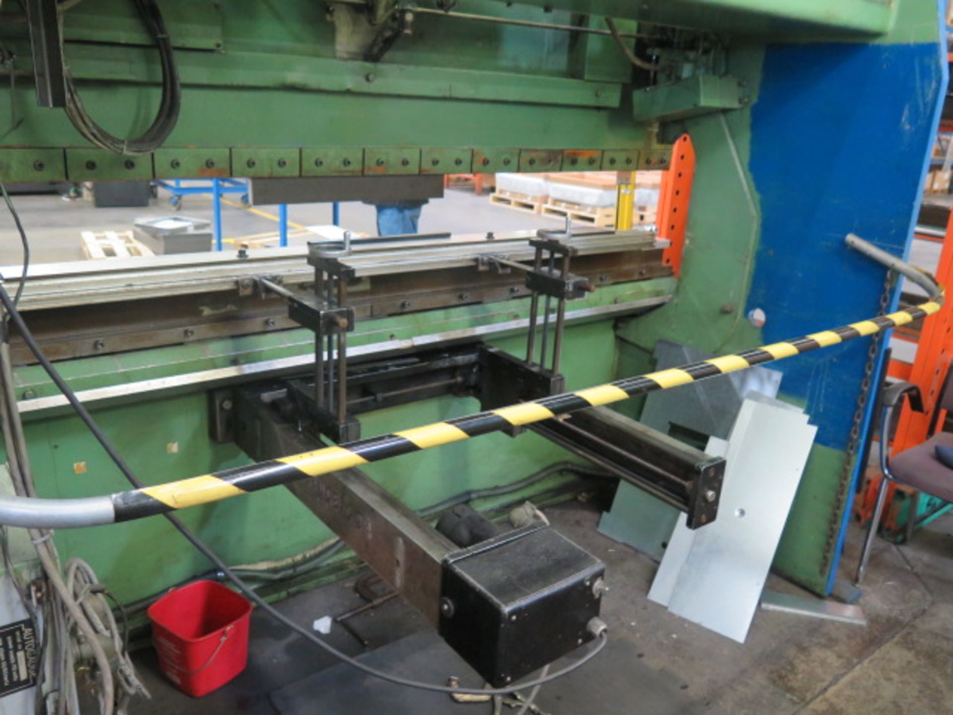 Komatsu PHS 50X255 50-Ton x 100" CNC Press Brake s/n 10054 w/ Autogauge G24 Controls, SOLD AS IS - Image 9 of 14