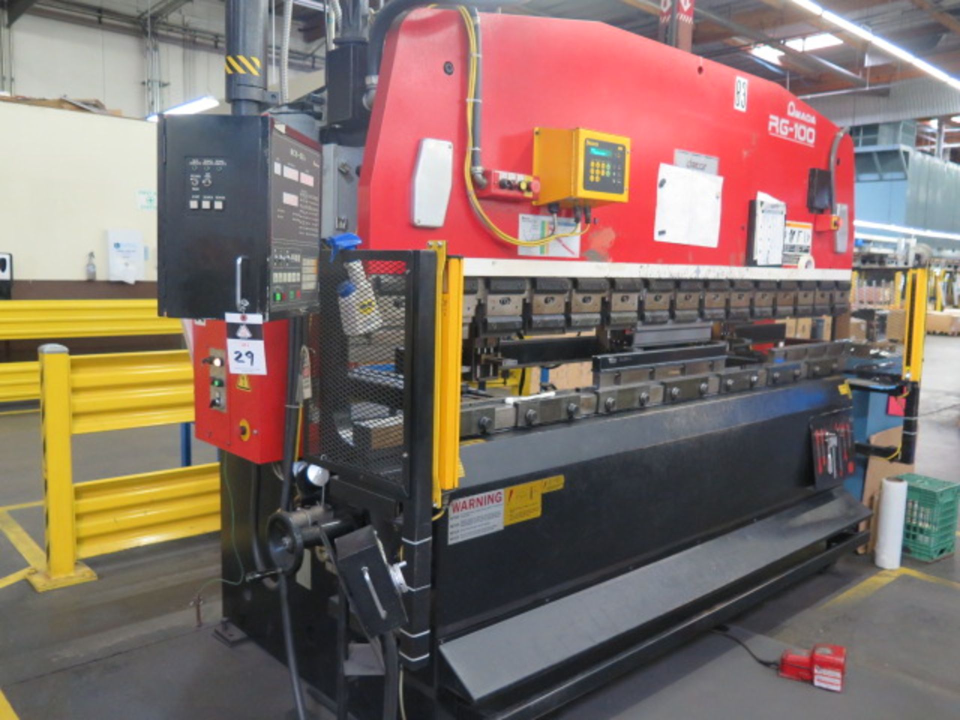 Amada RG-100 100-Ton x 10' CNC Press Brake s/n 106092 w/ Amada NC9-EX II Controls, SOLD AS IS - Image 4 of 19