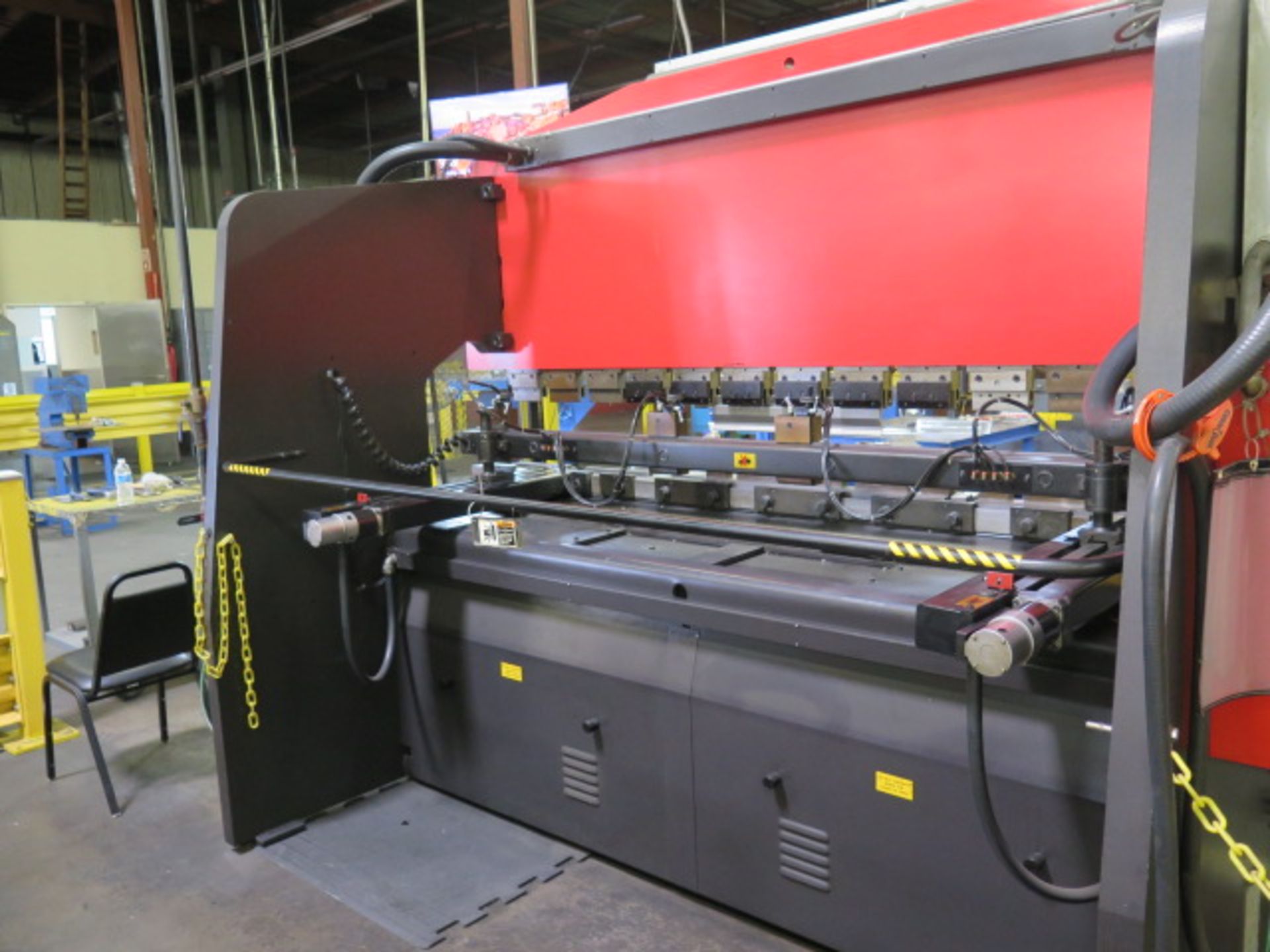 Amada RG-100 100-Ton x 10' CNC Press Brake s/n 105989 w/ Amada NC9-EX II, 118.1" Bed, SOLD AS IS - Image 11 of 17