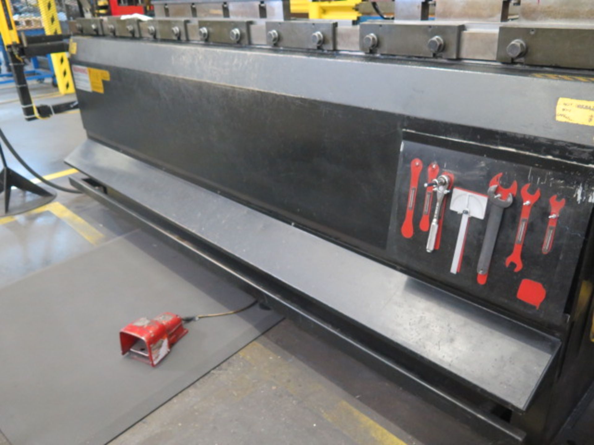 Amada RG-100 100-Ton x 10' CNC Press Brake s/n 106092 w/ Amada NC9-EX II Controls, SOLD AS IS - Image 8 of 19