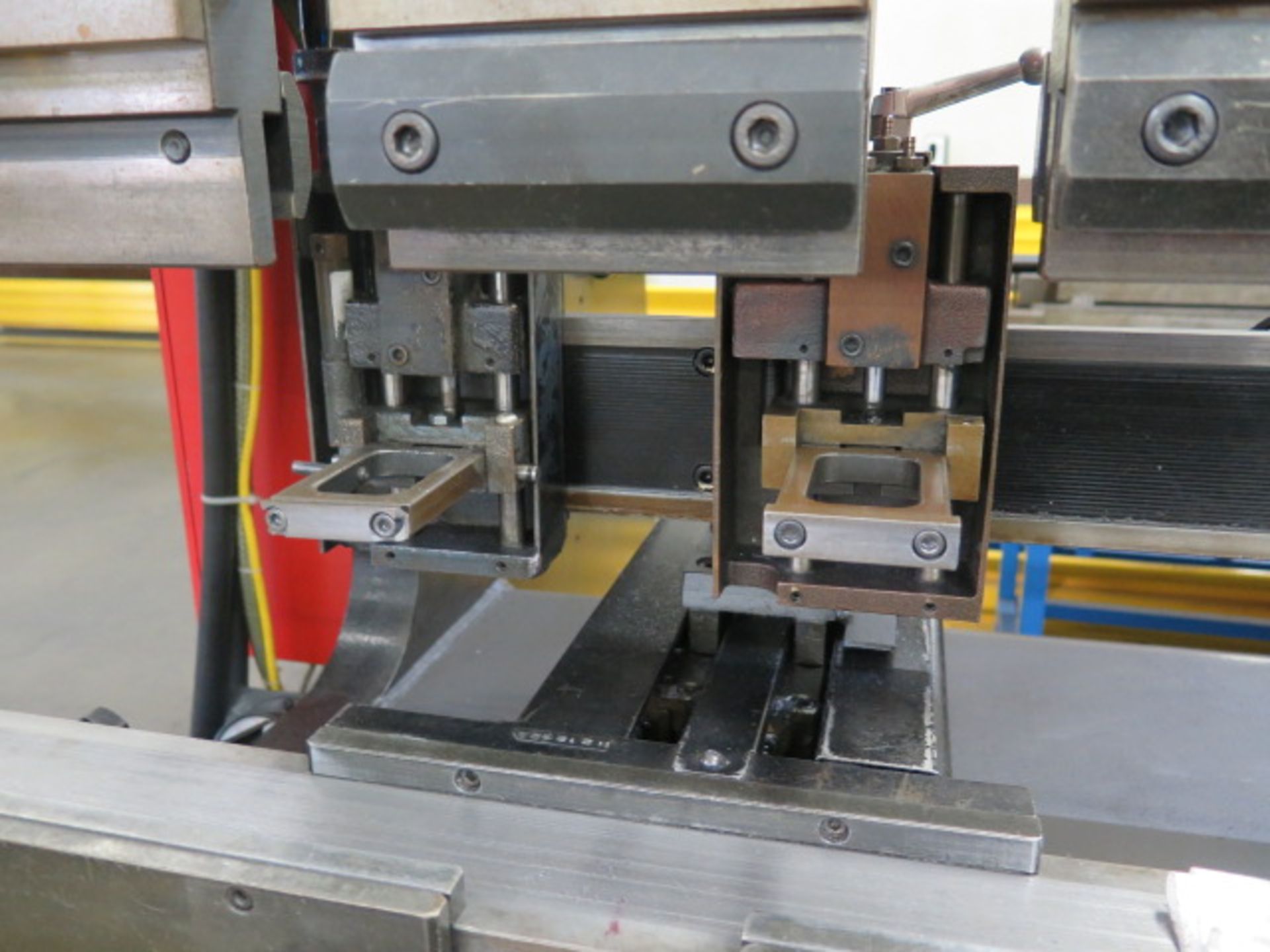 Amada RG-100 100-Ton x 10' CNC Press Brake s/n 106092 w/ Amada NC9-EX II Controls, SOLD AS IS - Image 6 of 19