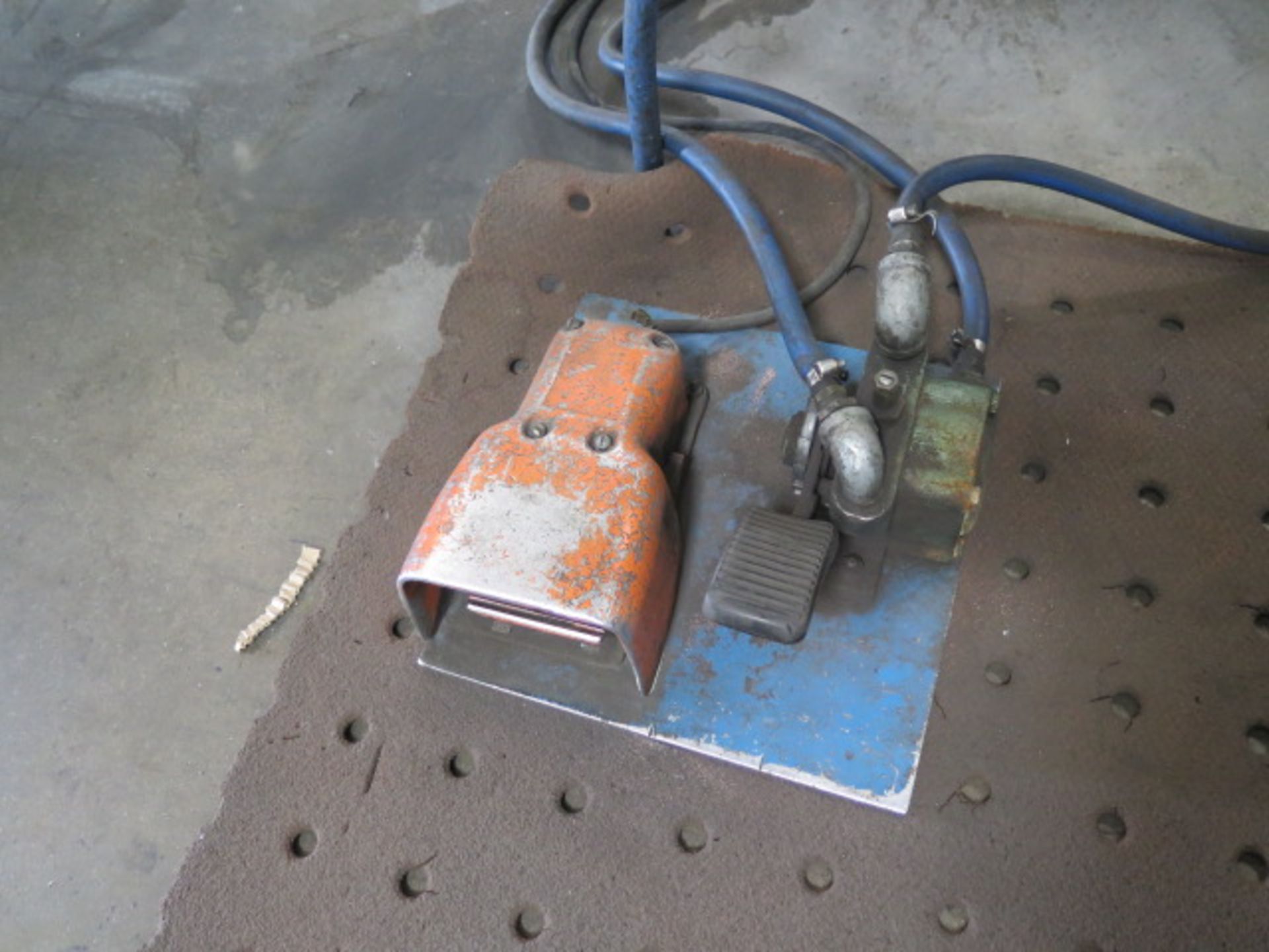 Acme Type 3-24-30 30kVA Spot Welder s/n 6191 w/ iii Resistance Welding Controls (SOLD AS-IS - NO WA - Image 6 of 9