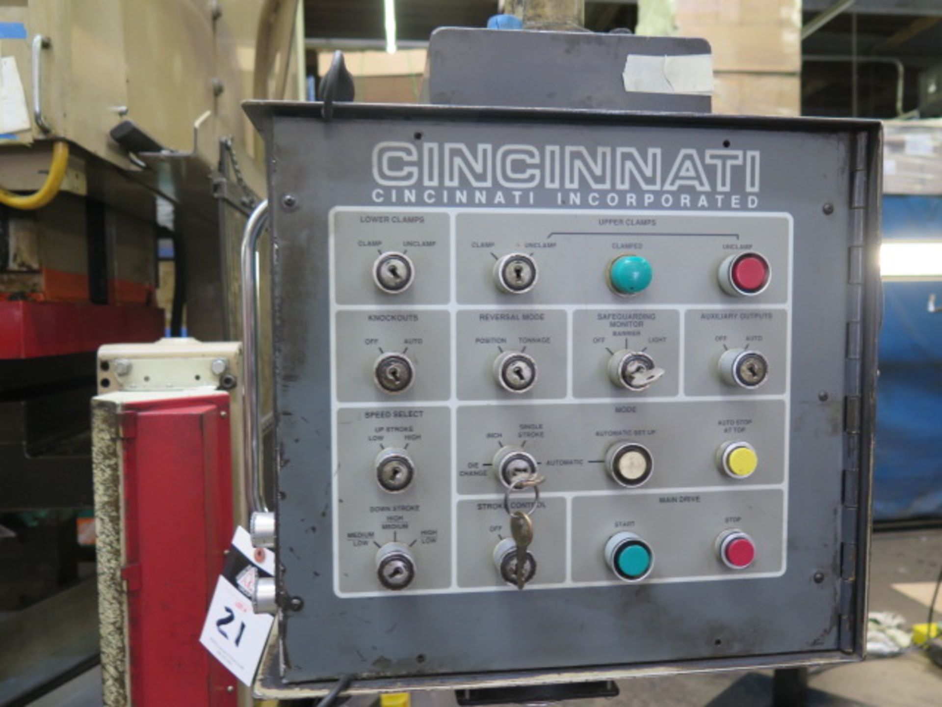 Cincinnati 250 250-Ton OBS Stamping Press s/n 49451 w/ Cinc Controls, 12" Stroke, SOLD AS IS - Image 13 of 20