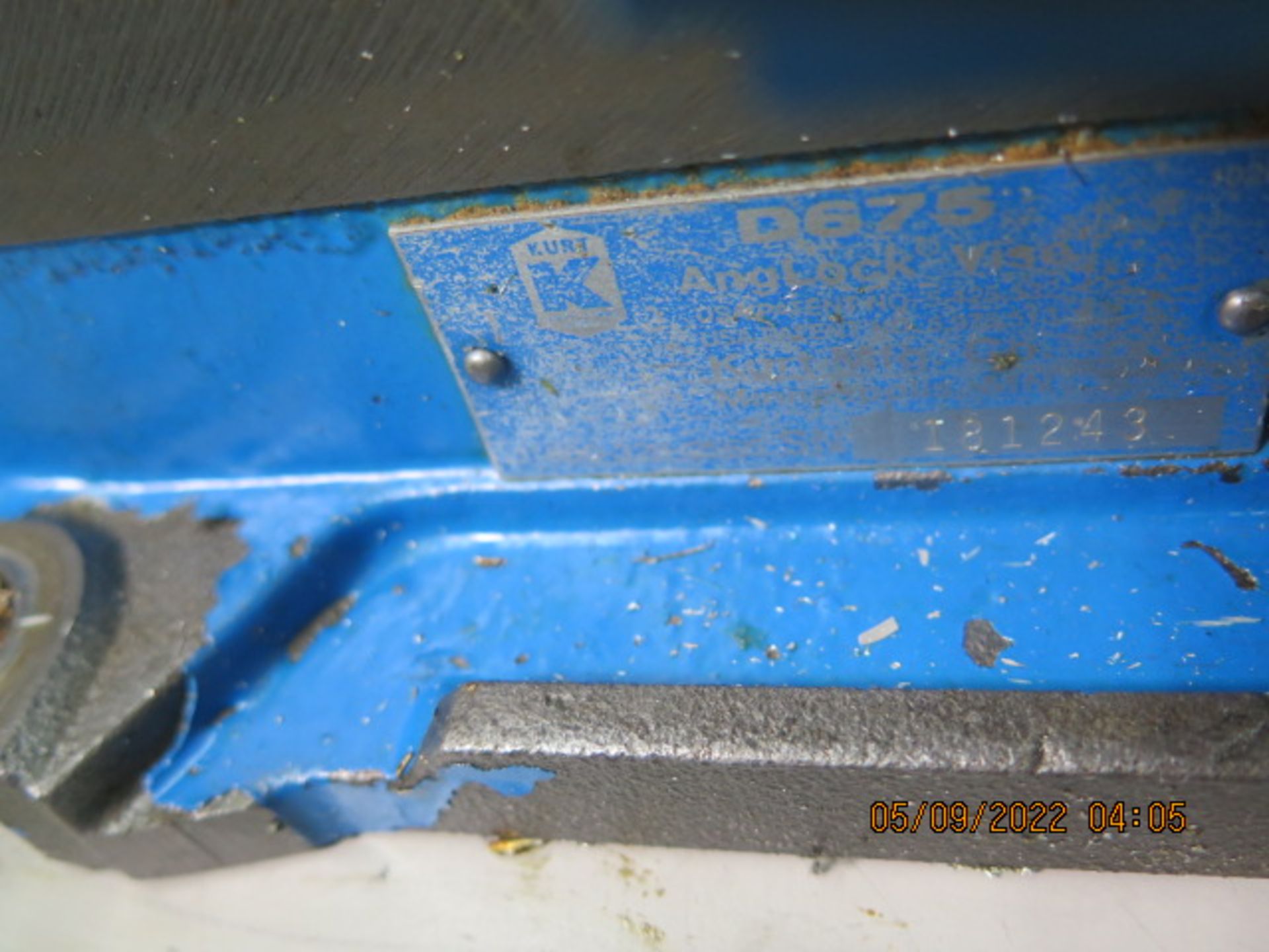 Kurt D675 6" Angle-Lock Vise (SOLD AS-IS - NO WARRANTY) - Image 4 of 4