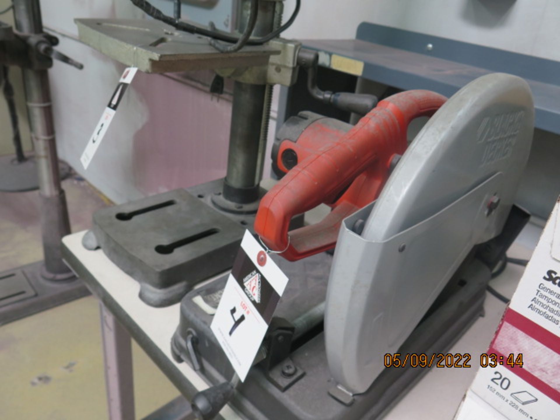 Black & Decker Abrasive Cutoff Saw (SOLD AS-IS - NO WARRANTY) - Image 2 of 4