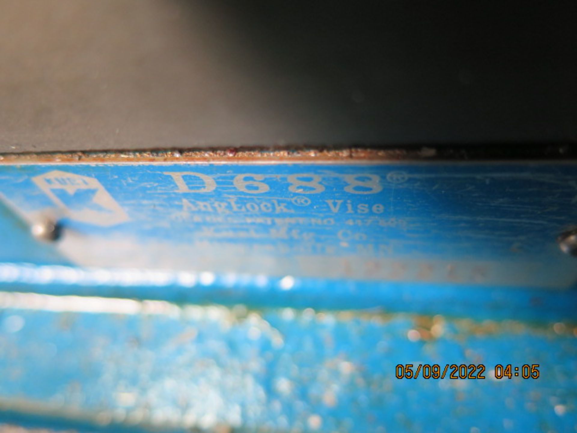 Kurt D688 6" Angle-Lock Vise (SOLD AS-IS - NO WARRANTY) - Image 3 of 3