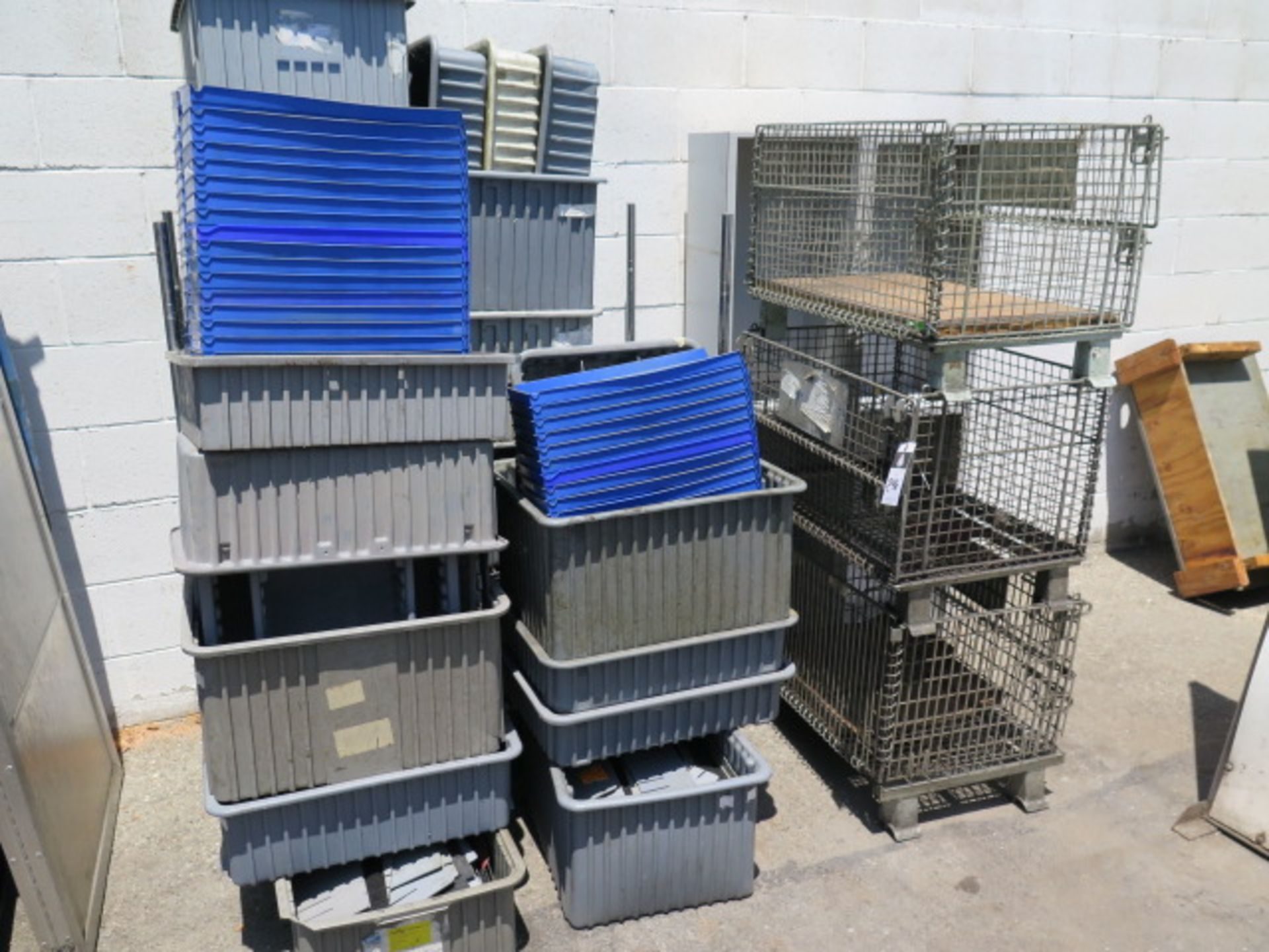 Wire Frame Baskets and Plastic Bins (SOLD AS-IS - NO WARRANTY)