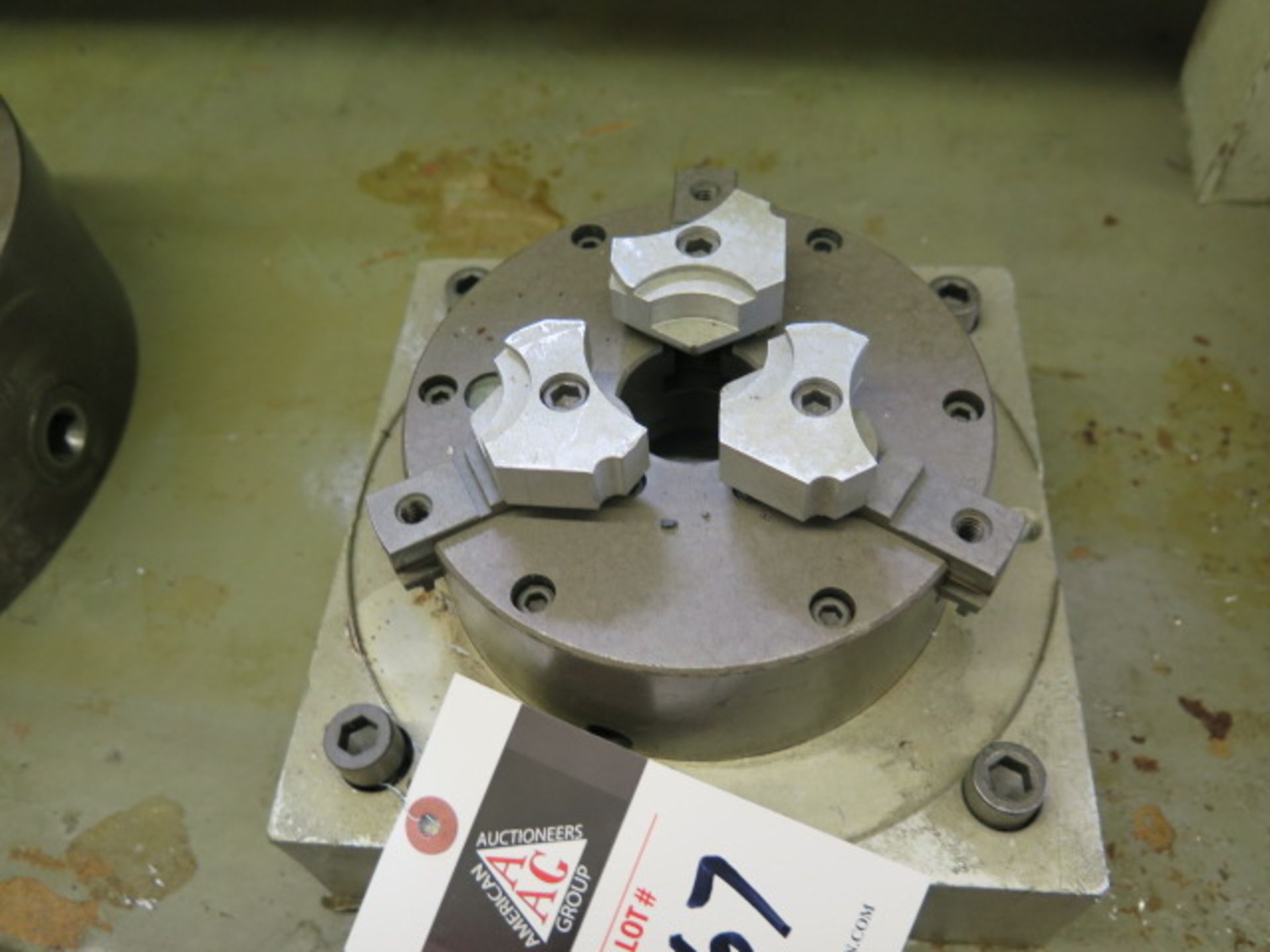 6" 3-Jaw Chuck w/ Fixture Base (SOLD AS-IS - NO WARRANTY) - Image 2 of 3