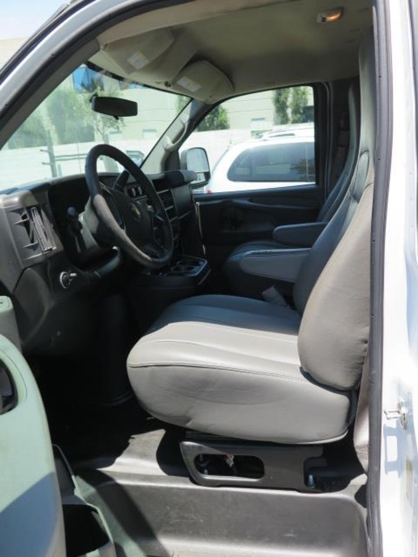 2014 Chevrolet Express Cargo Van Lisc# 09169S1 w/ Vortec V8 Gas Engine, Automatic Trans, SOLD AS IS - Image 9 of 23