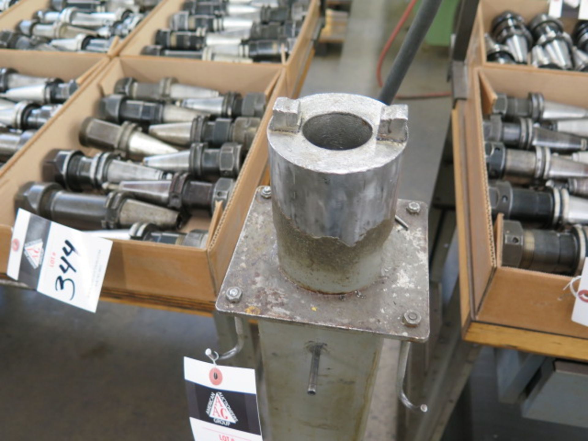 40-Taper Tooling Block w/ Floor Mounted Pedestal (SOLD AS-IS - NO WARRANTY) - Image 3 of 4