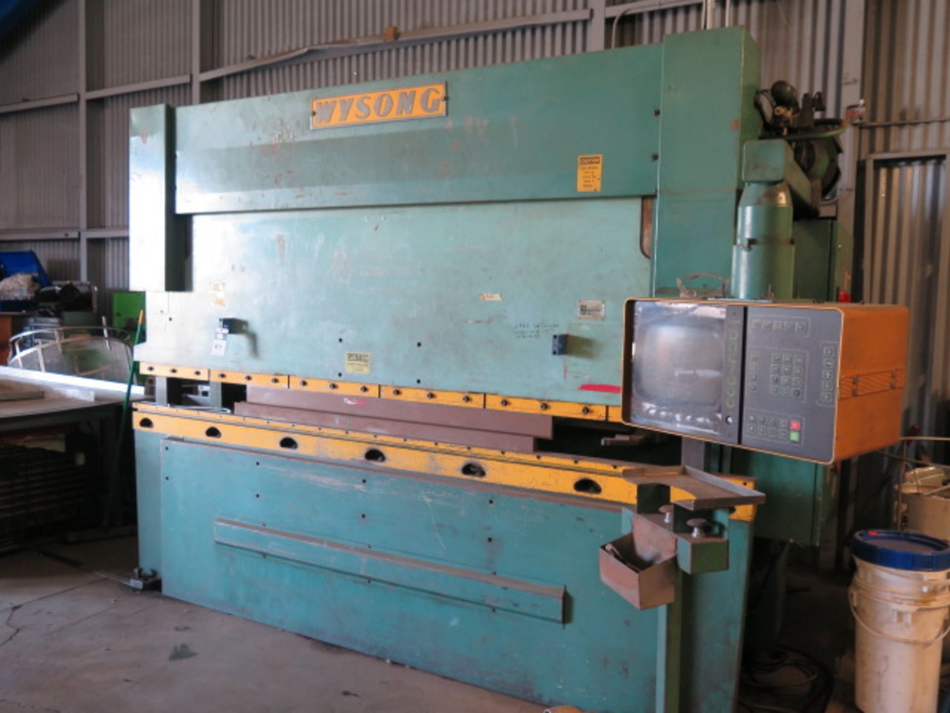 Wysong RT4-140 140 Ton x 10’ CNC Press Brake s/n R11-111-A w/ Graphic DNC7000 Controls, SOLD AS IS - Image 2 of 10