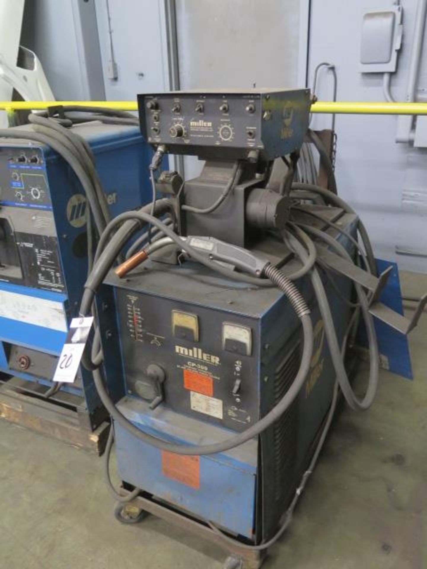 Miller CP-300 CP-DC Arc Welding Power Source s/ Miller S-52 Wire Feeder (SOLD AS-IS - NO WARRANTY) - Image 2 of 6