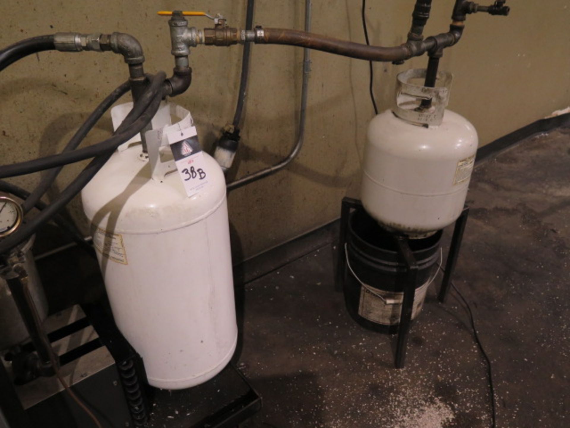2Hp Vacuum Pump System w/ Tanks (SOLD AS-IS - NO WARRANTY) - Image 4 of 4