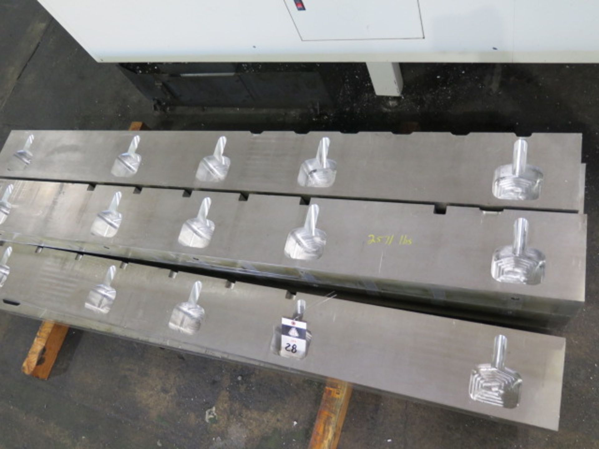 5" x 8 1/2" x 82" Aluminum Riser Blocks (8) (SOLD AS-IS - NO WARRANTY) - Image 3 of 6