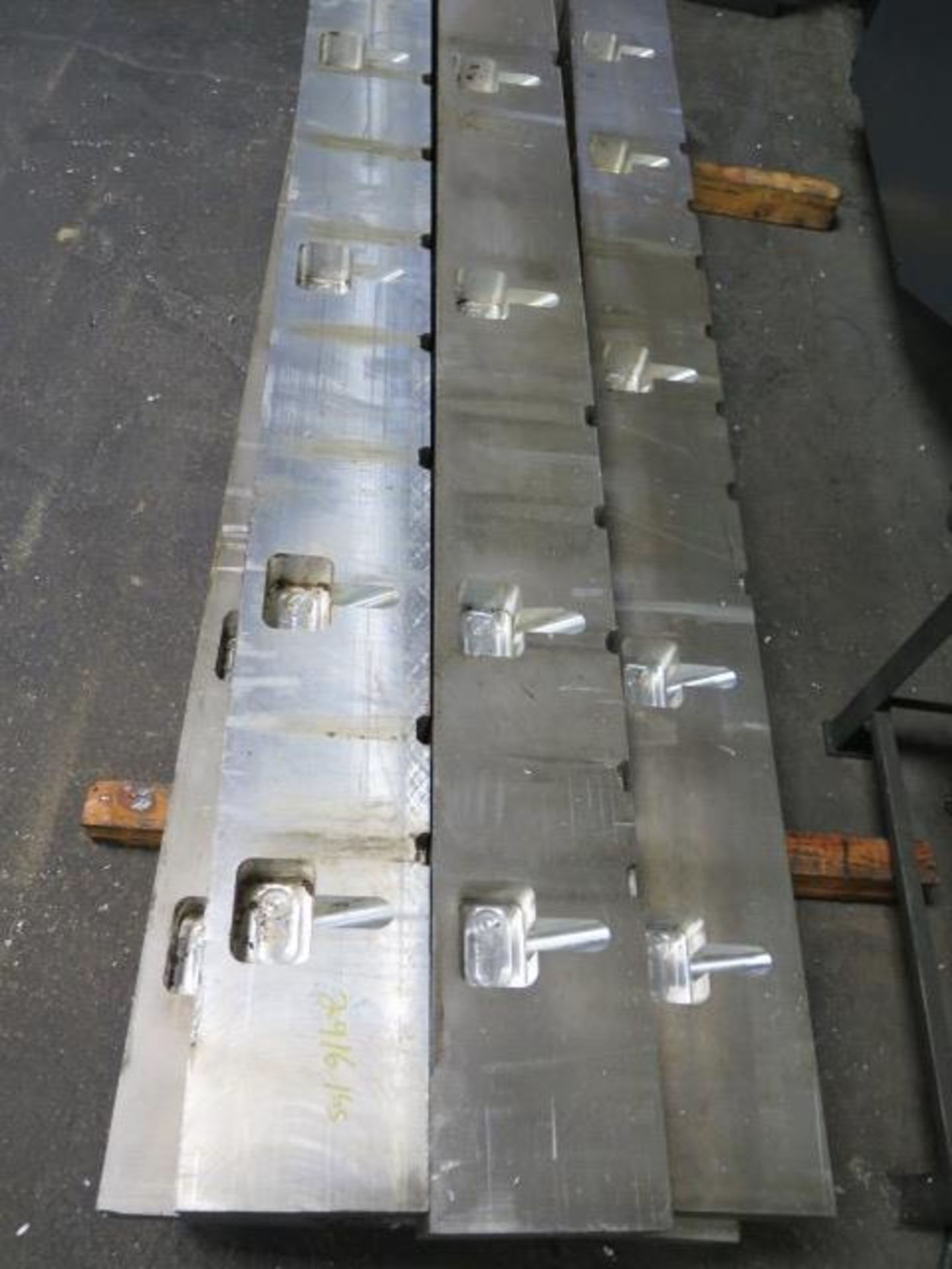 5" x 8 1/2" x 90" Aluminum Riser Blocks (8) (SOLD AS-IS - NO WARRANTY) - Image 4 of 5
