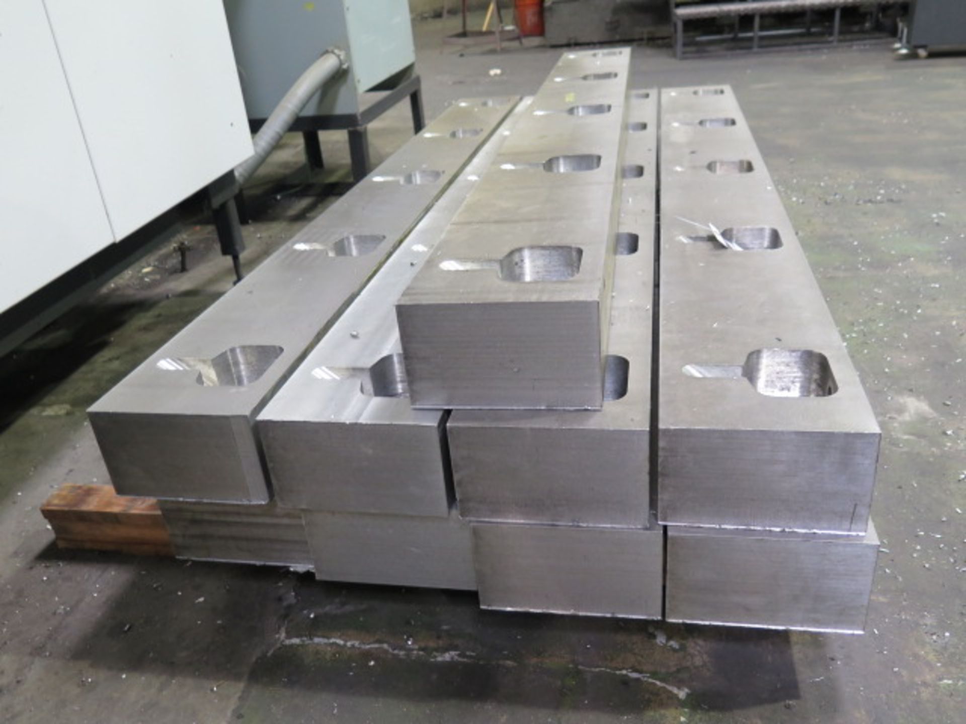 5" x 8 1/2" x 81" Aluminum Riser Blocks (9) (SOLD AS-IS - NO WARRANTY) - Image 4 of 5