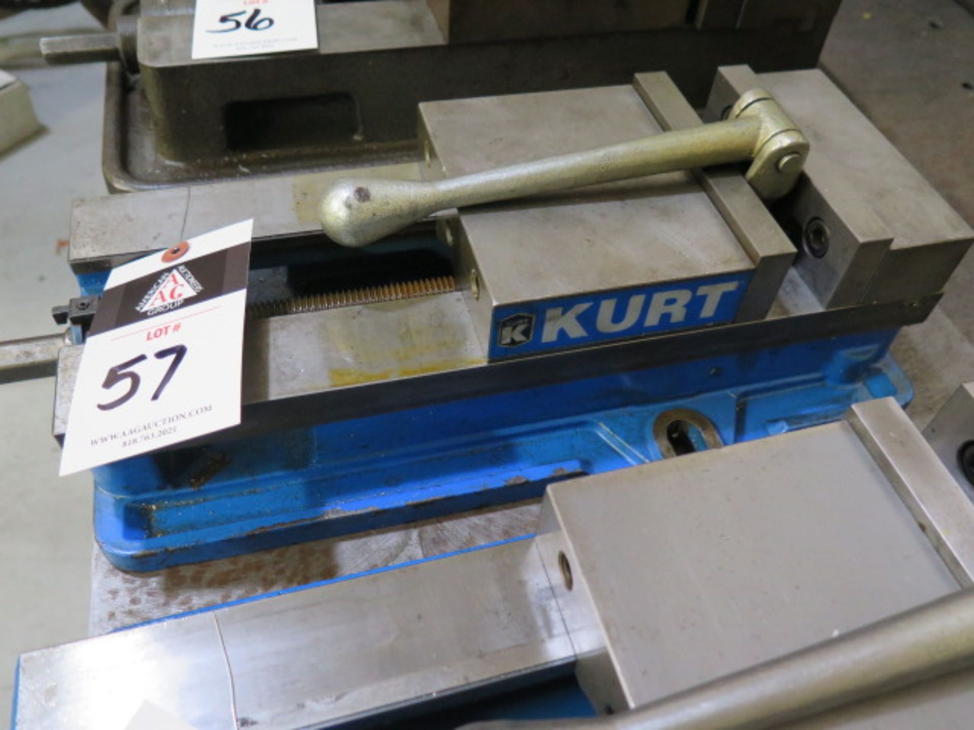 Kurt D688 6" Angle-Lock Vise (SOLD AS-IS - NO WARRANTY) - Image 2 of 3