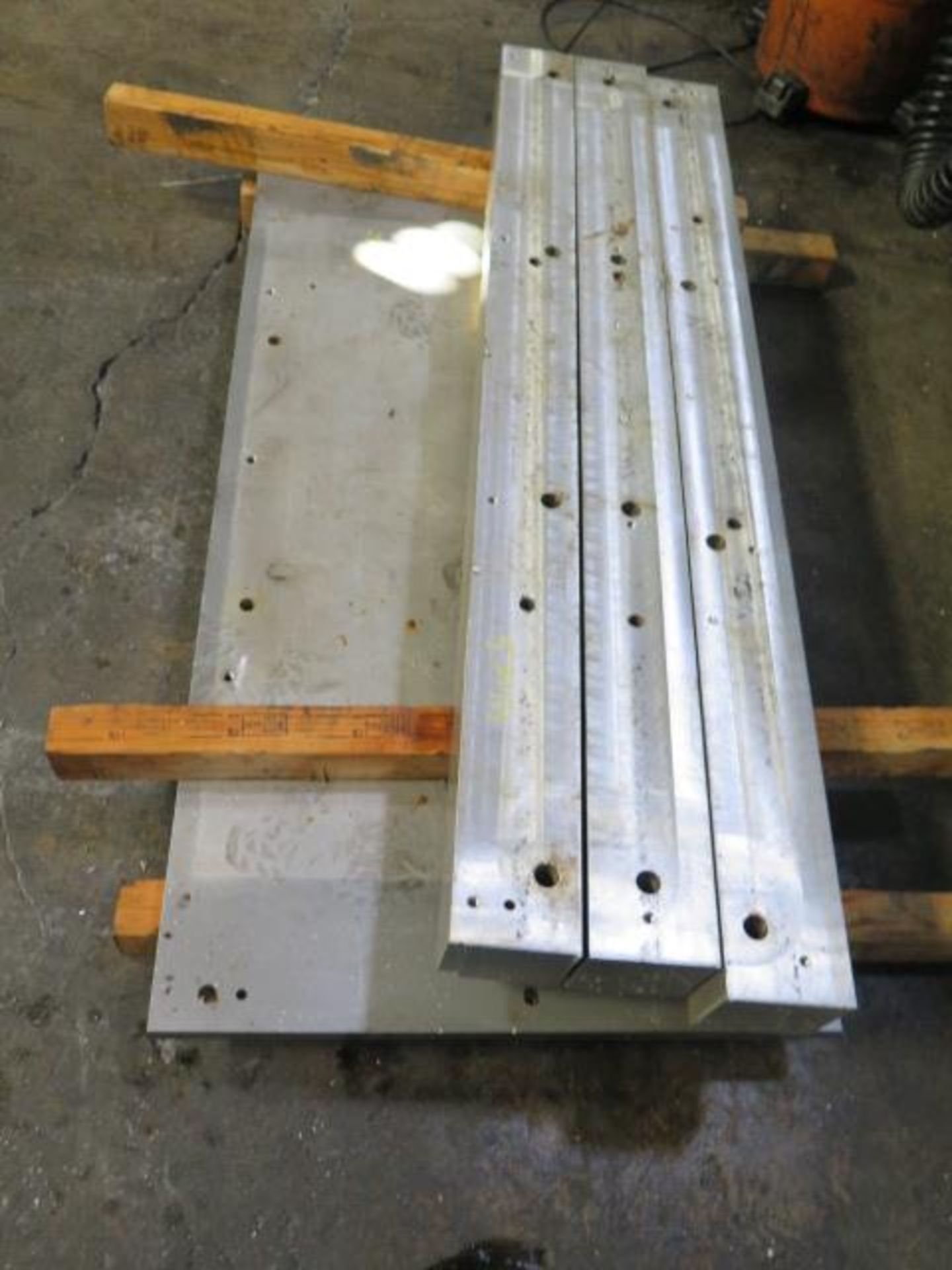 32" x 66" x 2" Aluminum Base Plate w/ (3) 5" x 5 1/2" x 66" Riser Blocks (SOLD AS-IS - NO WARRANTY) - Image 3 of 5