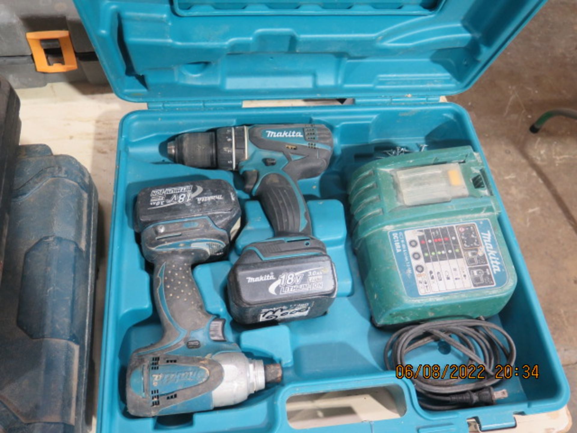 Makita 18 Volt Drill and Nut Driver Set (SOLD AS-IS - NO WARRANTY) - Image 2 of 5