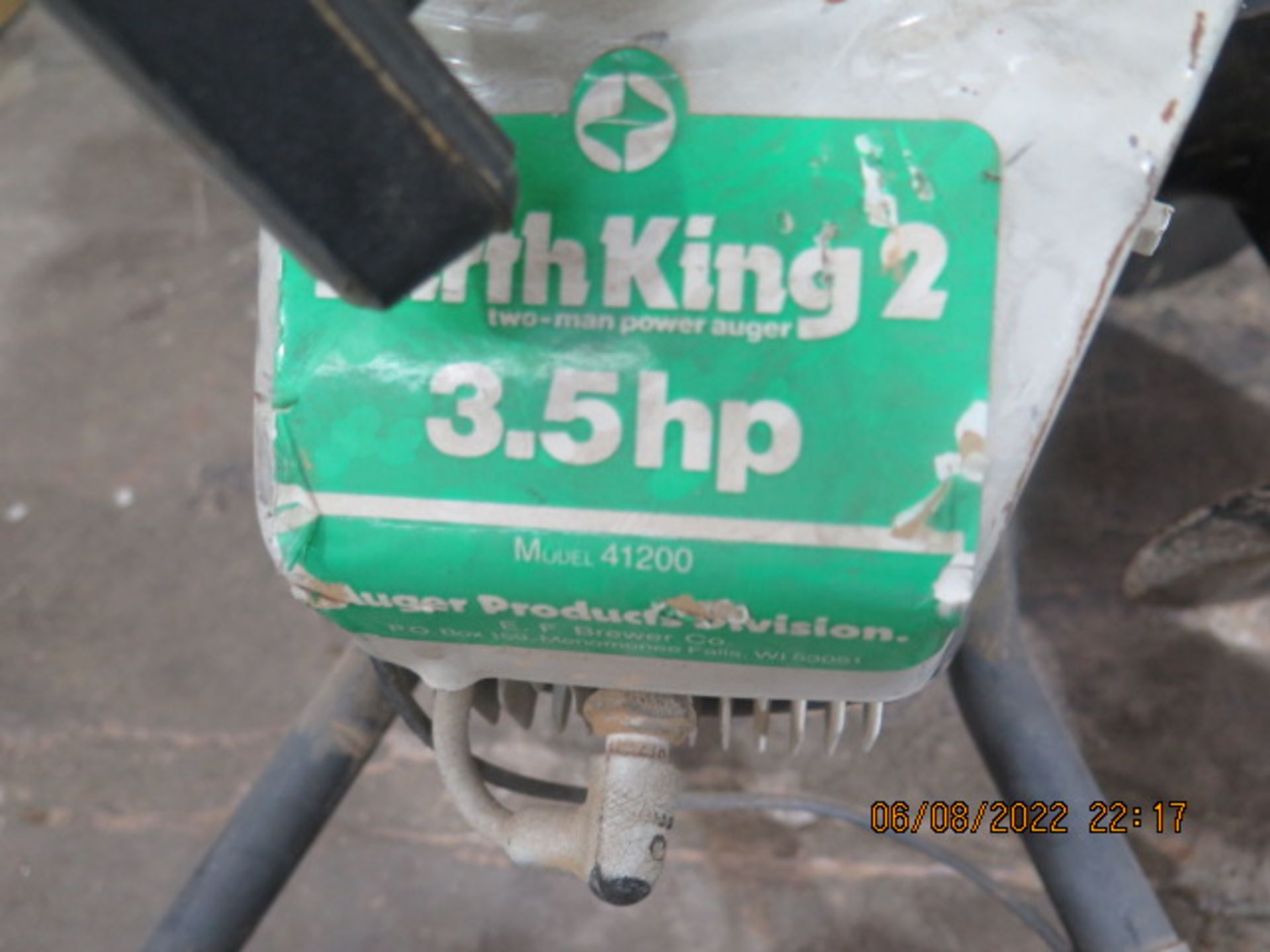 Earth King Gas Powered Post Hole Digger w/ 3.5Hp Motor, 10” Auger (SOLD AS-IS - NO WARRANTY) - Image 3 of 3