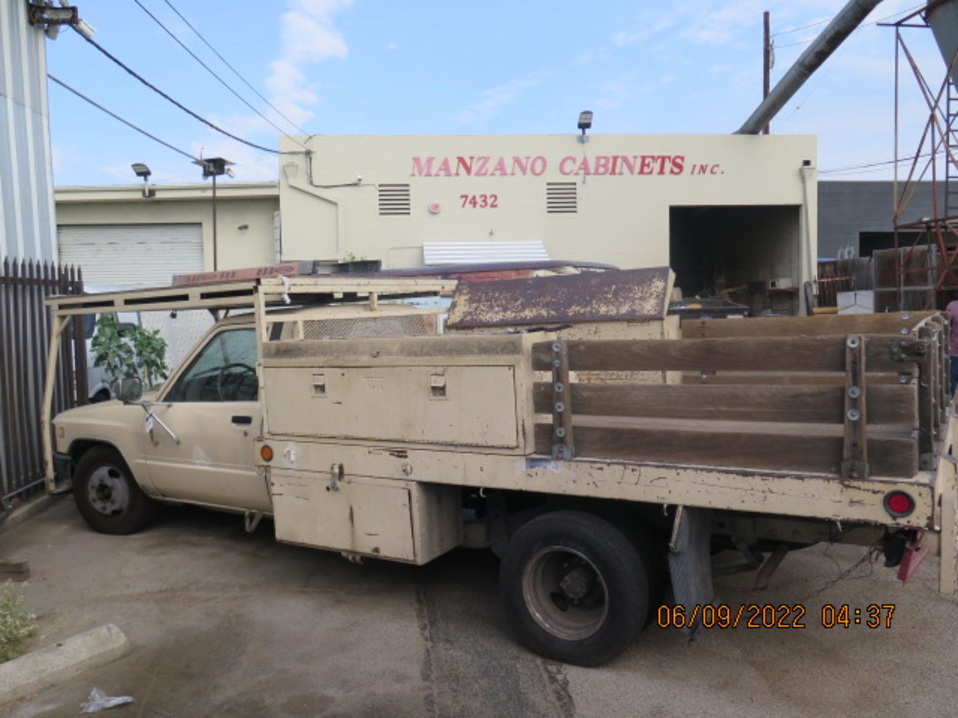 1988 Toyota 9' Stake Bed Truck Lisc# 6M41063 w/ Gas Engine, 5-Speed Manual Trans, SOLD AS IS