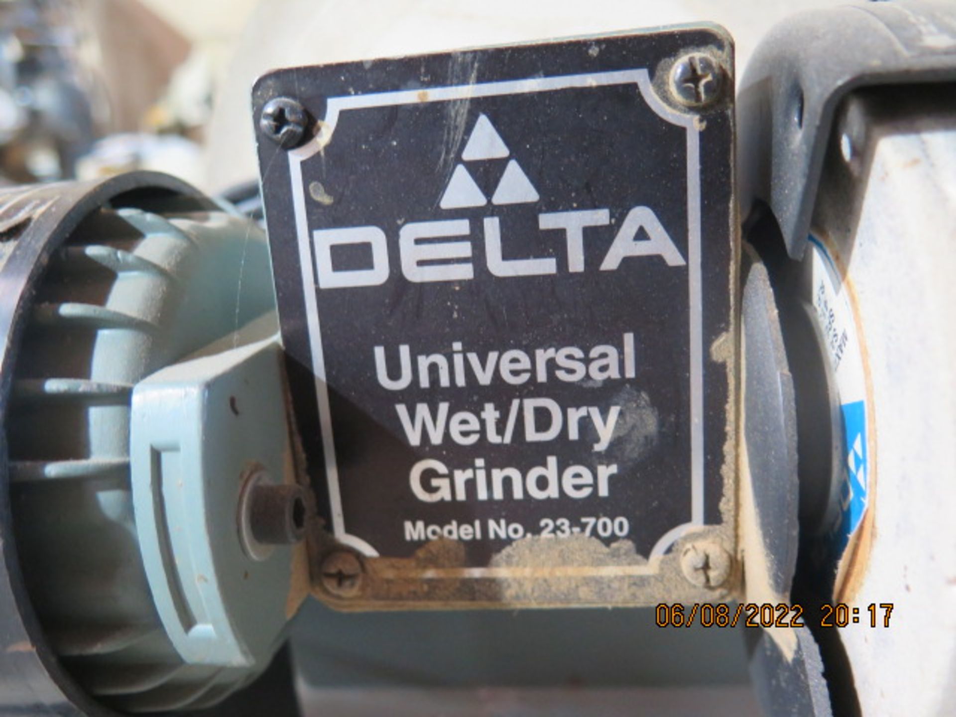 Delta Universal Wet - Dry Grinder (SOLD AS-IS - NO WARRANTY) - Image 6 of 6