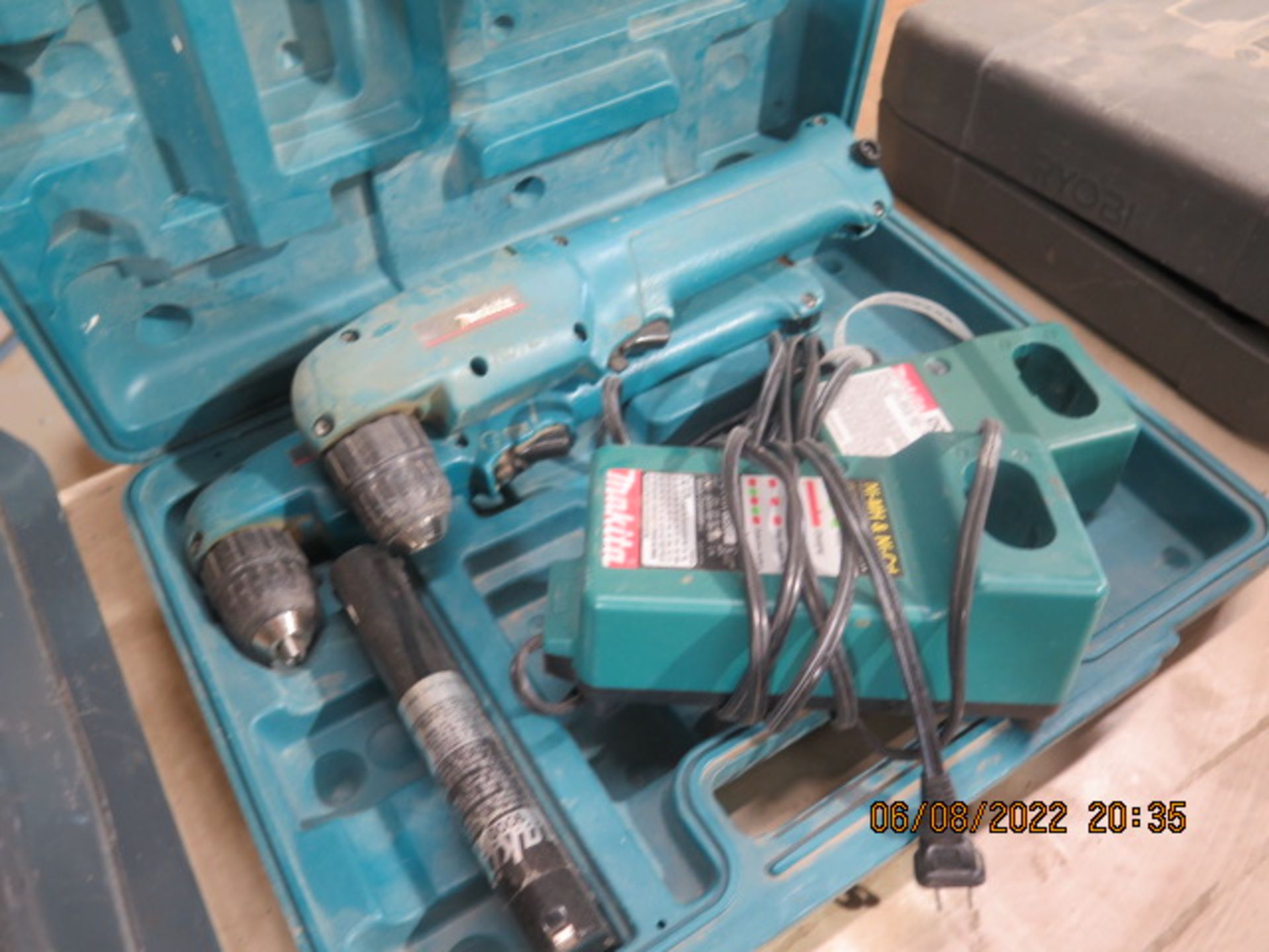 Makita 9.6 Volt Angle Drills (2) w/ Charger (SOLD AS-IS - NO WARRANTY) - Image 3 of 3