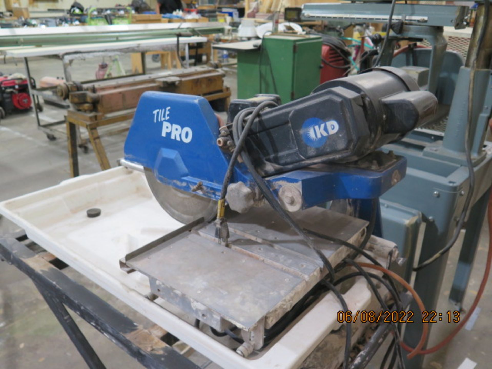 KD “Tile Pro” Wet Tile Saw (SOLD AS-IS - NO WARRANTY) - Image 4 of 6